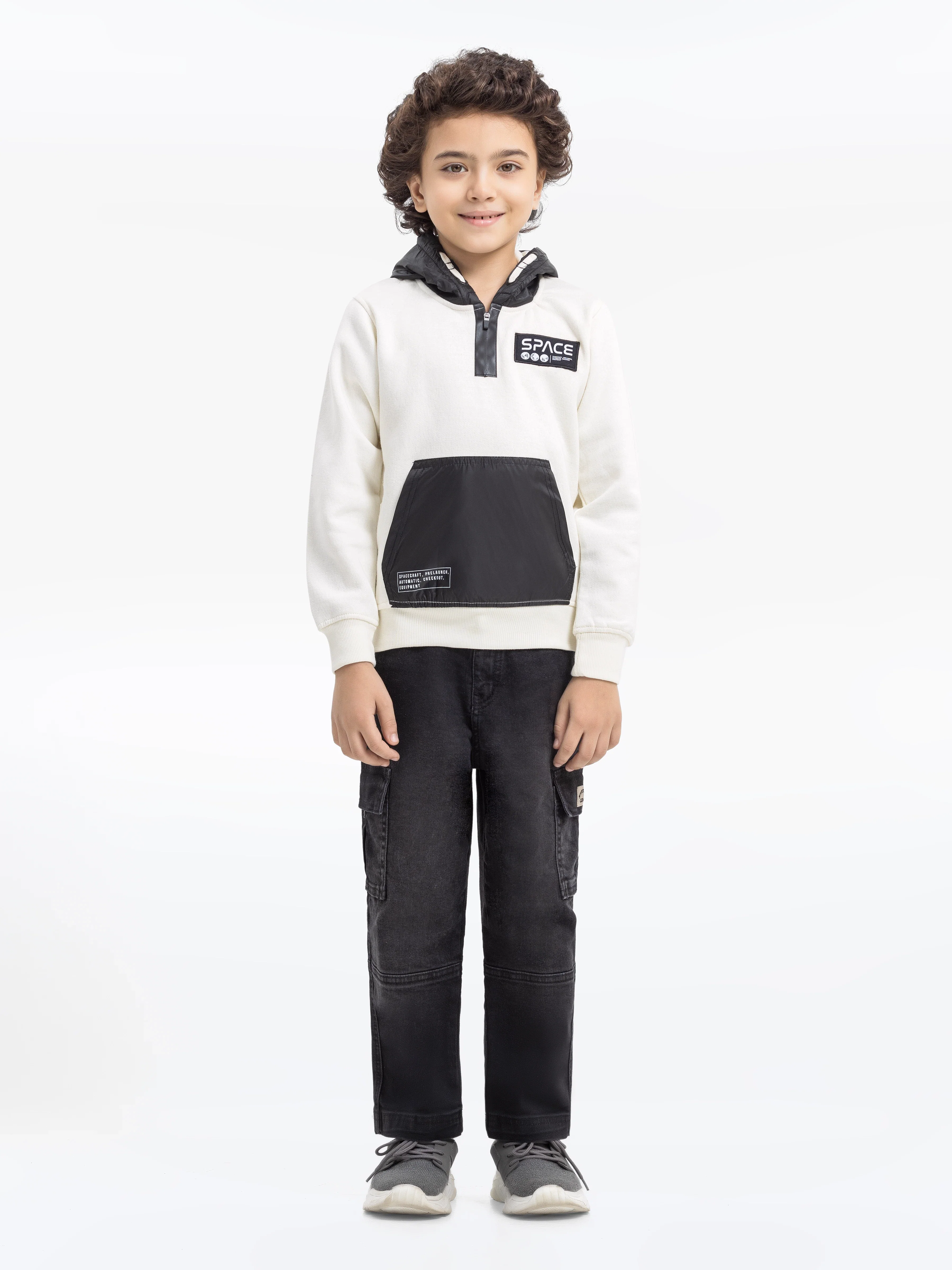 Boy's Off White Hoodie - EBTH22-015 - Image 2