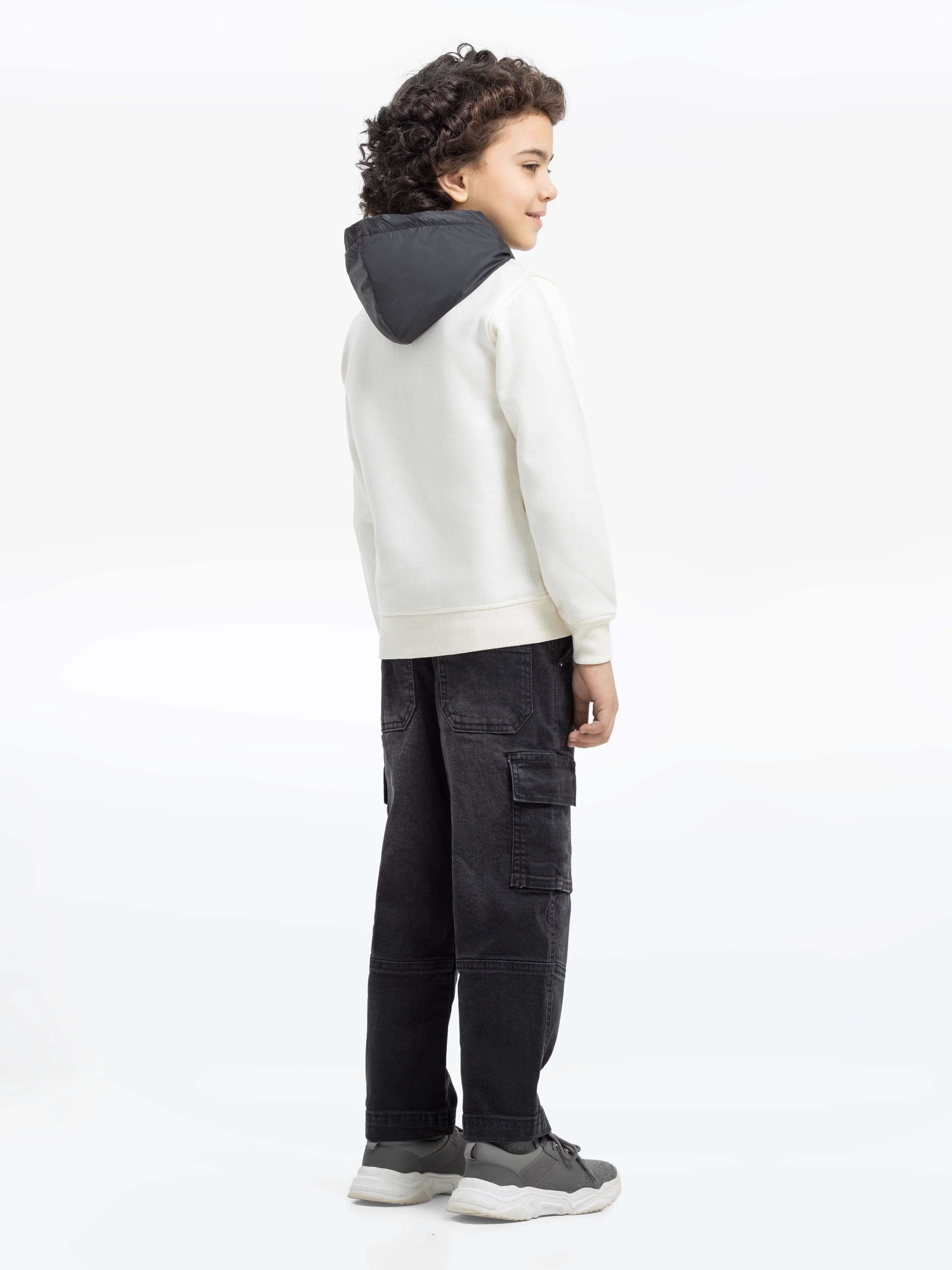 Boy's Off White Hoodie - EBTH22-015 - Image 5