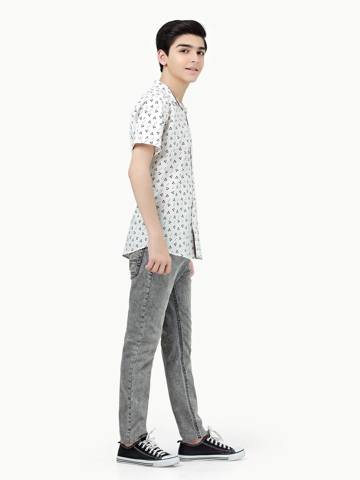 Boy's Off White Shirt - EBTS22-27425 - Image 3