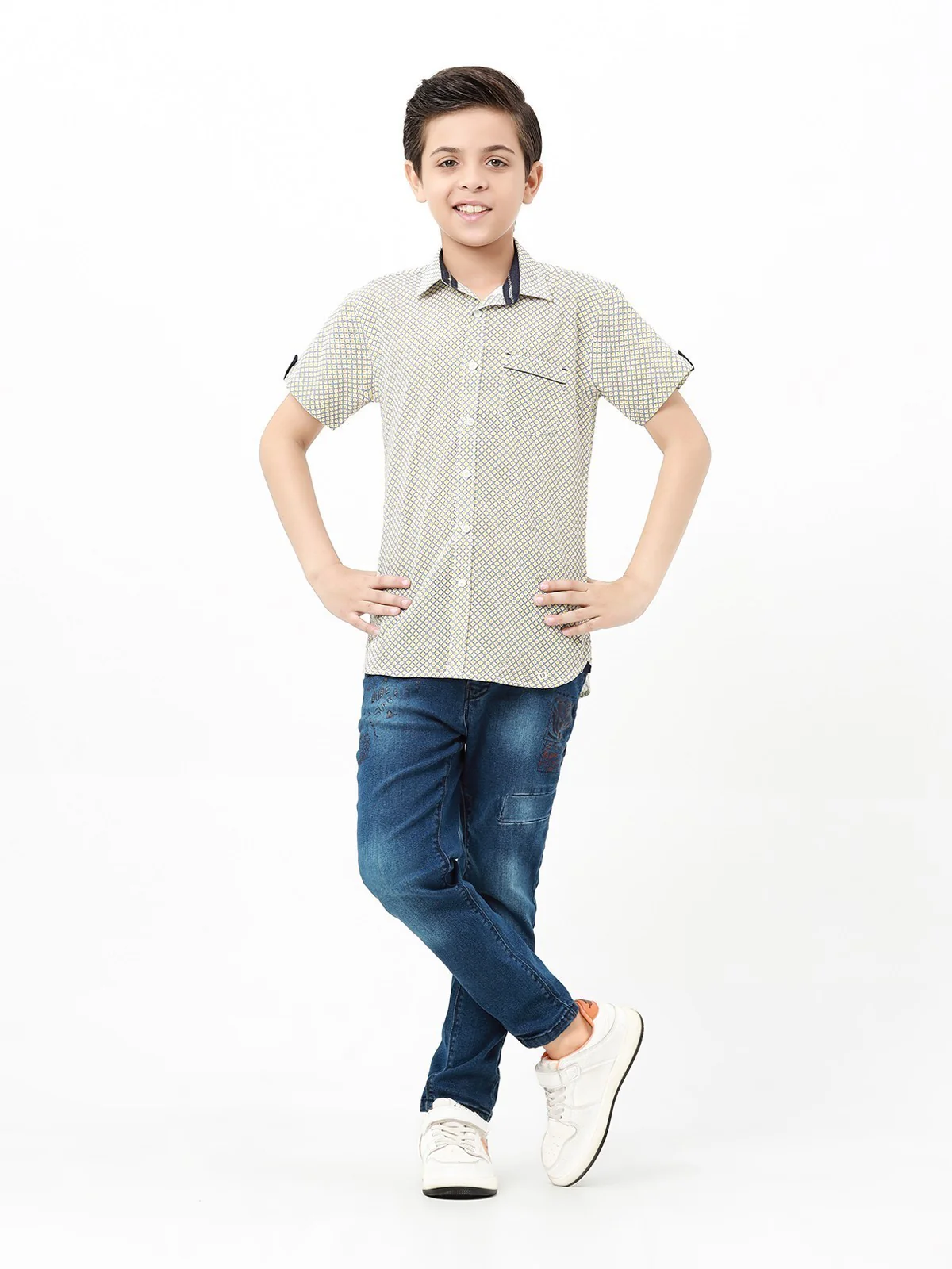 Boy's Off White Shirt - EBTS22-27454