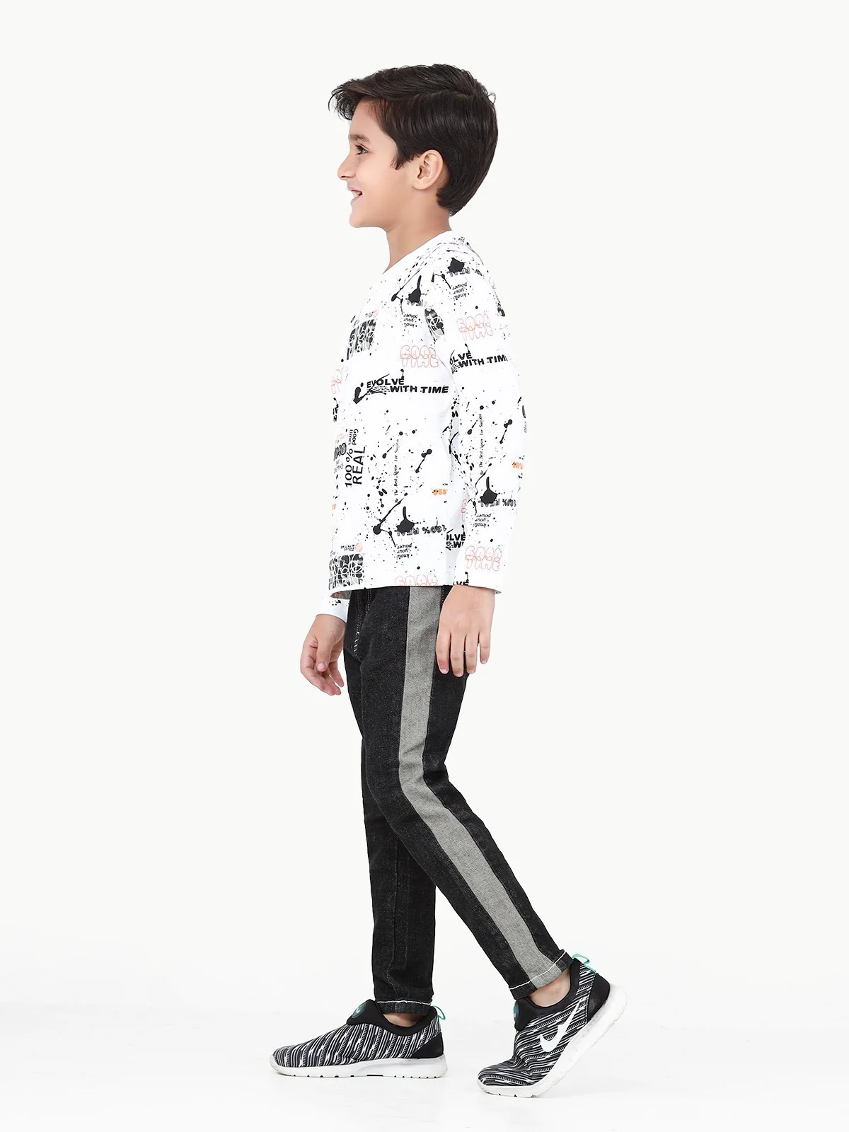 Boy's White Full Sleeve T-Shirt - EBTGF22-009 - Image 5