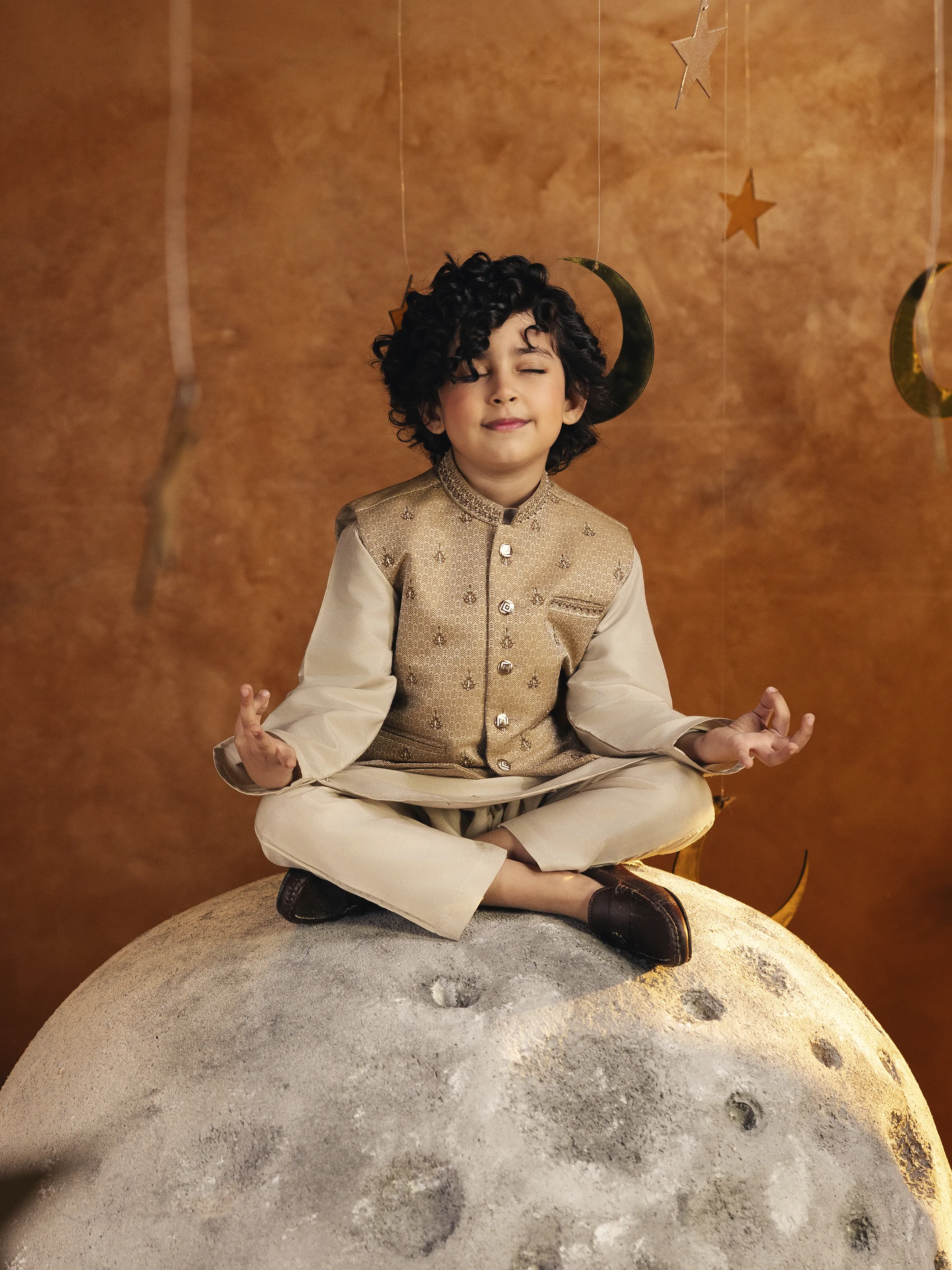 Boy's Beige Waist Coat Suit - EBTWCSC5-049 - Image 6
