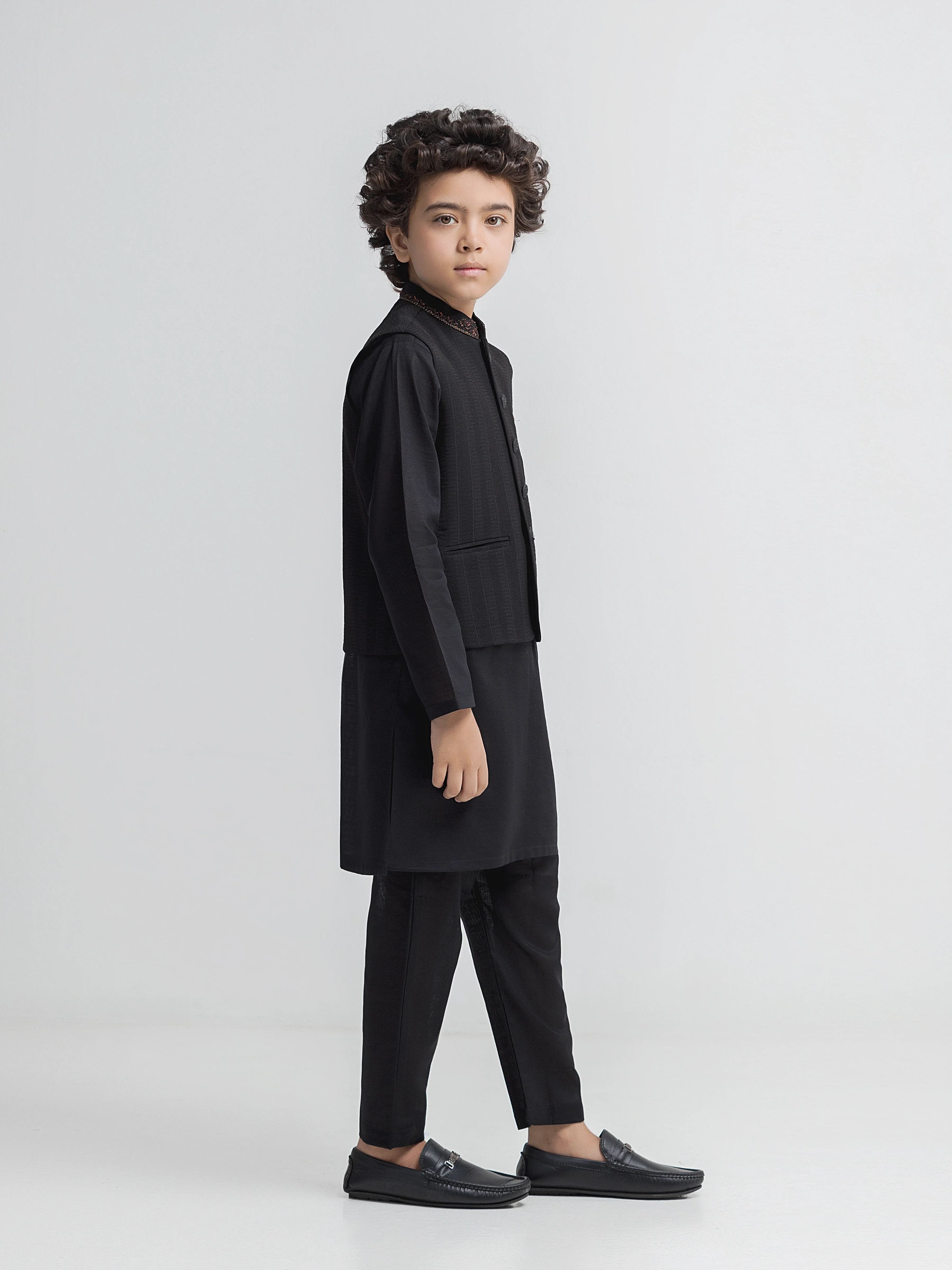 Boy's Black Waist Coat Suit - EBTWCSC5-046 - Image 4