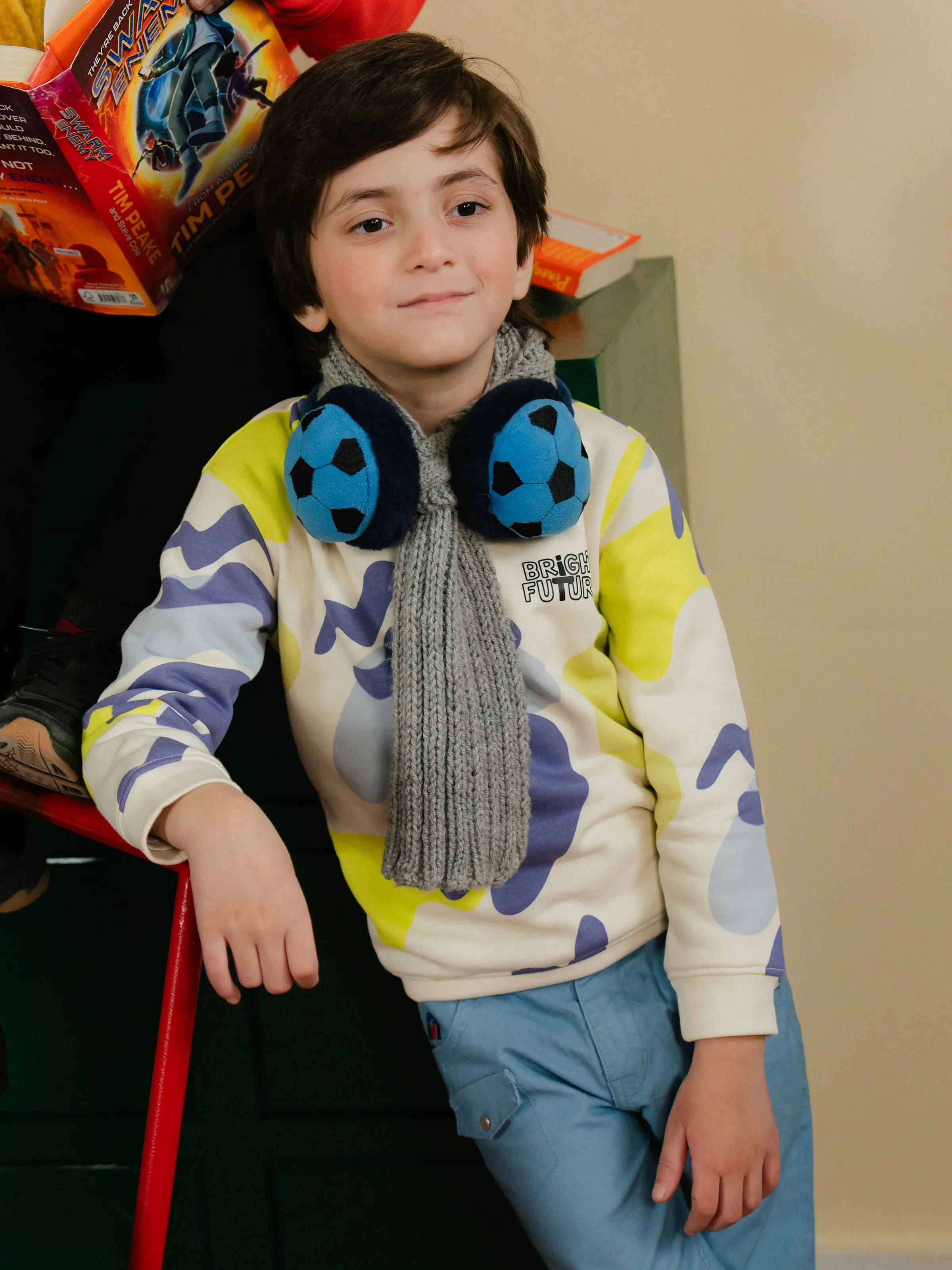 Boy's Off White Sweatshirt - EBTSS24-017 - Image 2