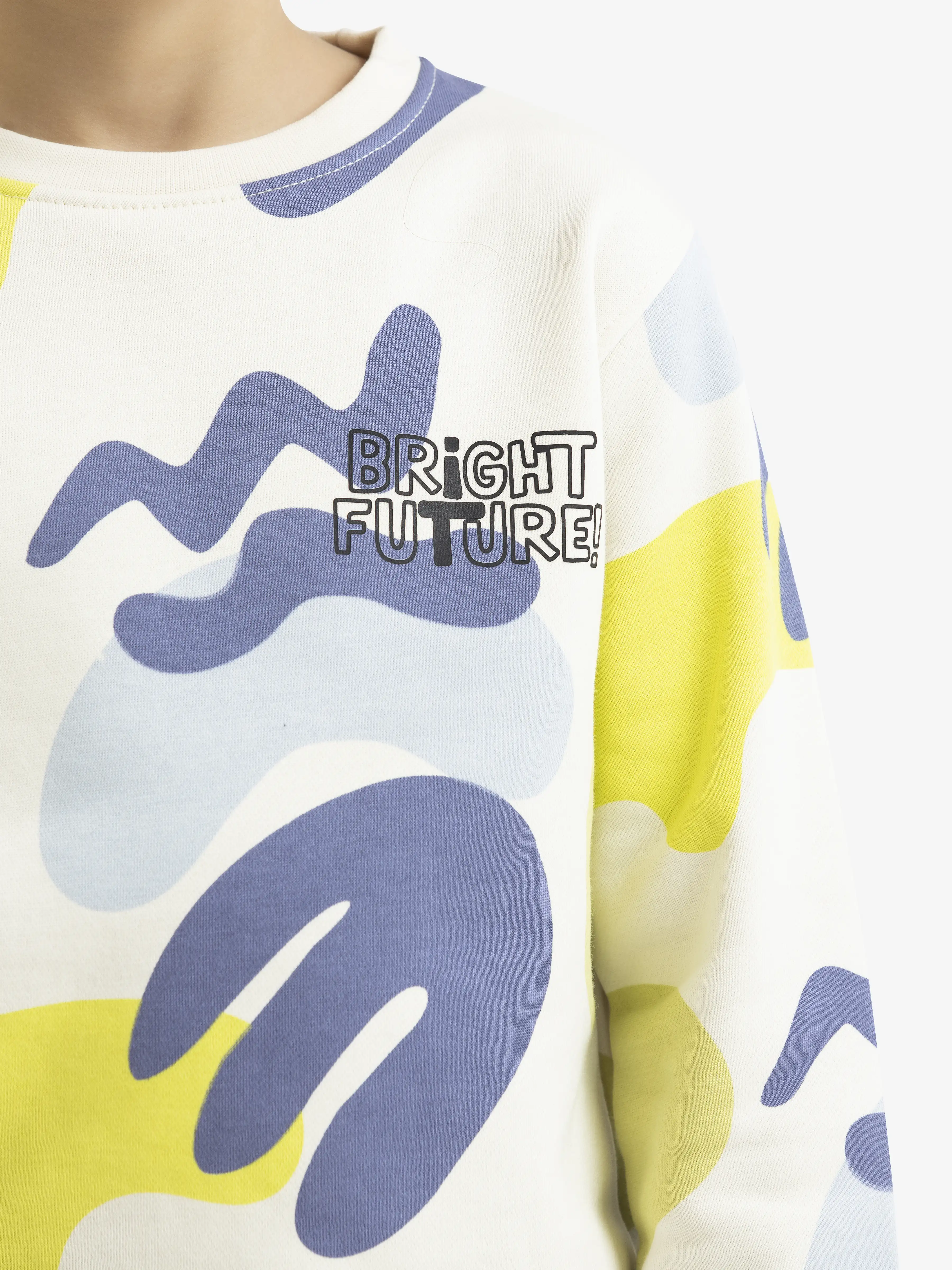 Boy's Off White Sweatshirt - EBTSS24-017 - Image 4