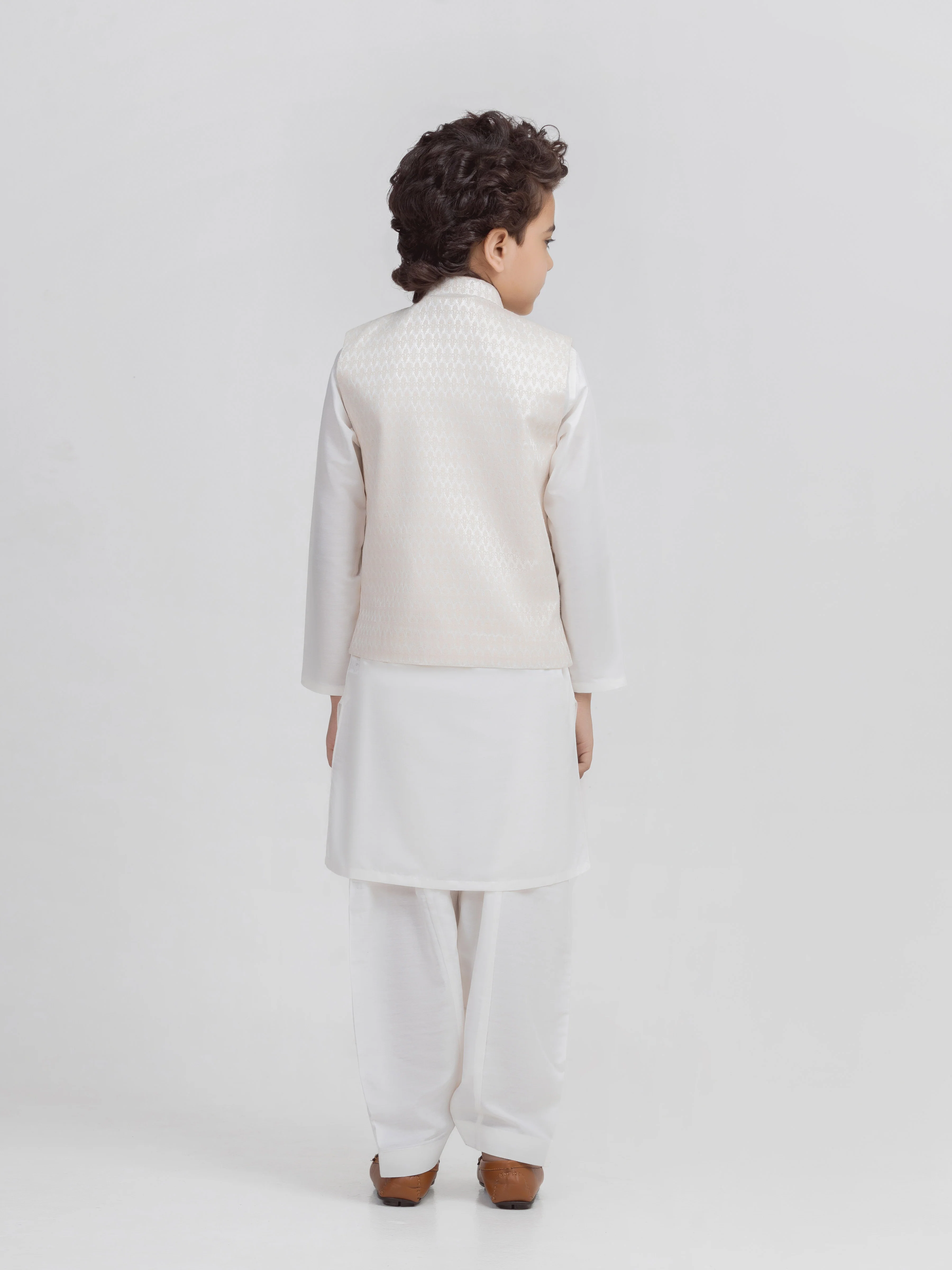 Boy's Off White Waist Coat Suit - ECBTWCS5-038 - Image 5