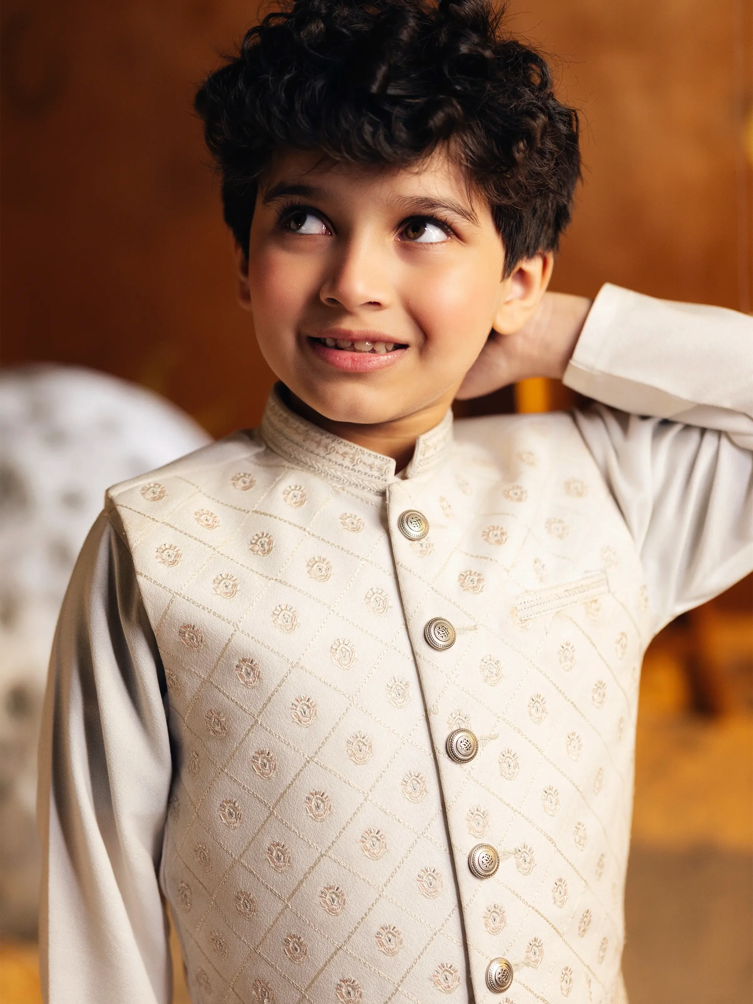 Boy's Off White Waist Coat Suit - ECBTWCS5-075 - Image 3