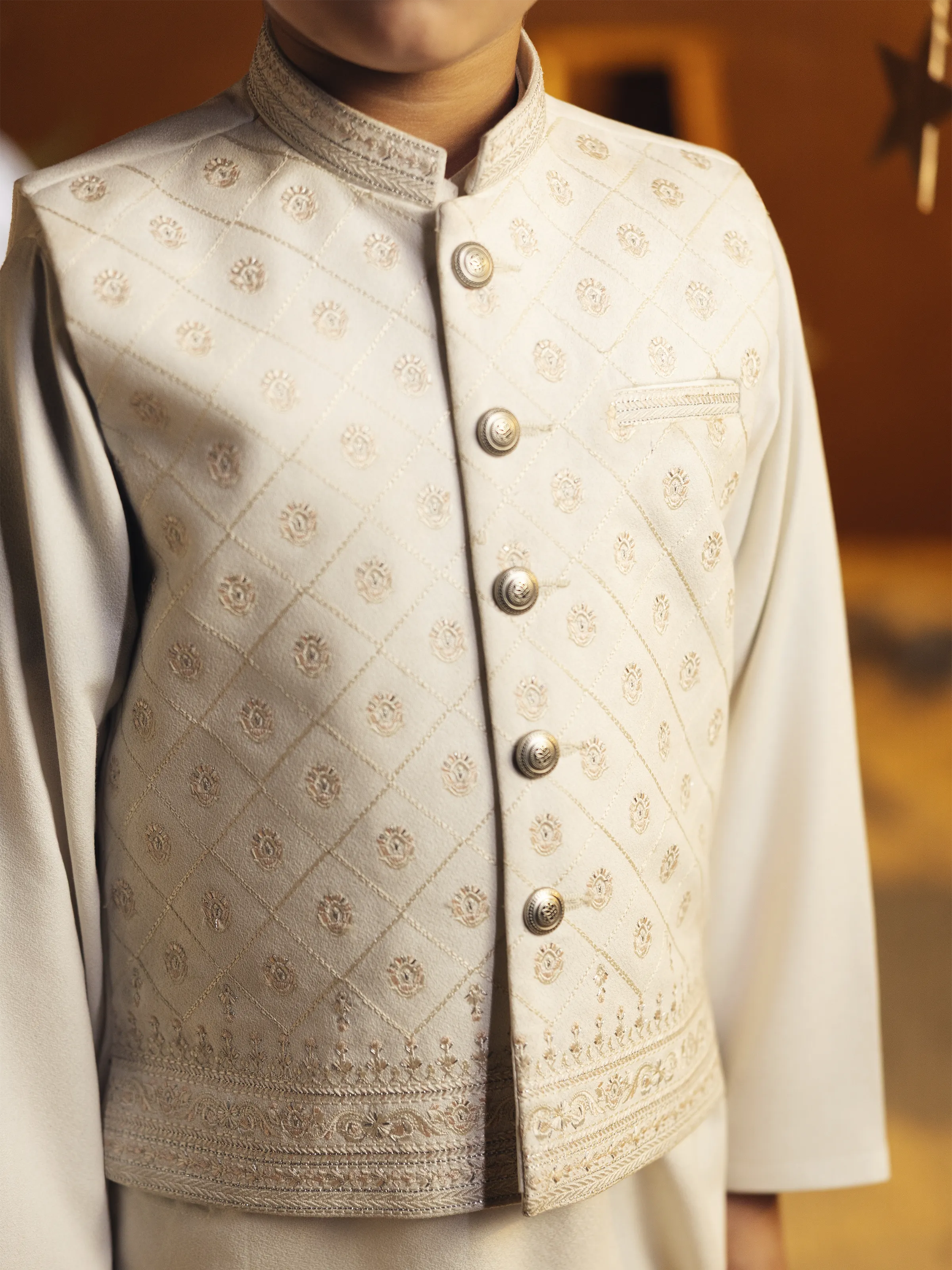 Boy's Off White Waist Coat Suit - ECBTWCS5-075 - Image 4