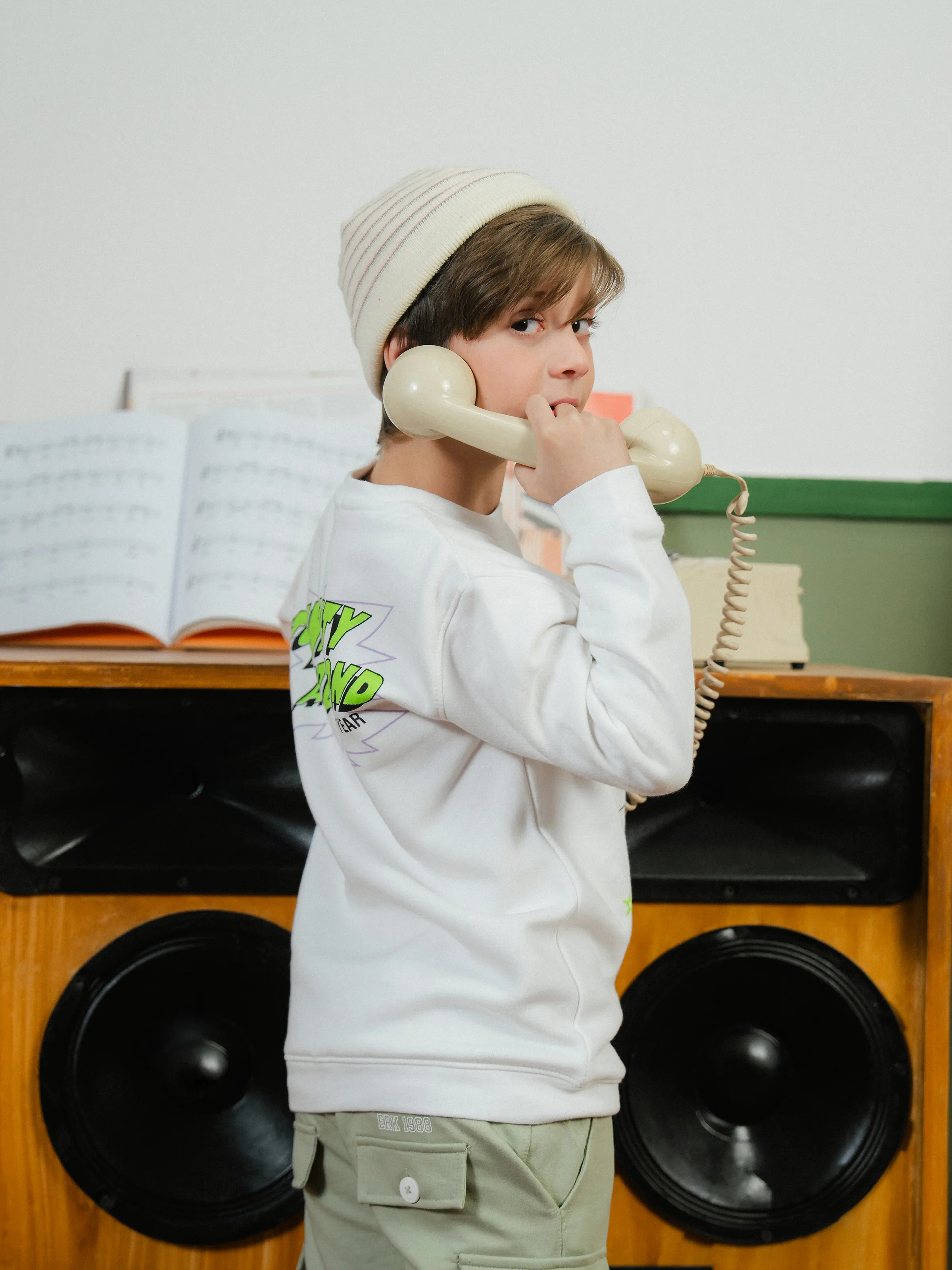 Boy's White Sweatshirt - EBTSS24-010 - Image 2