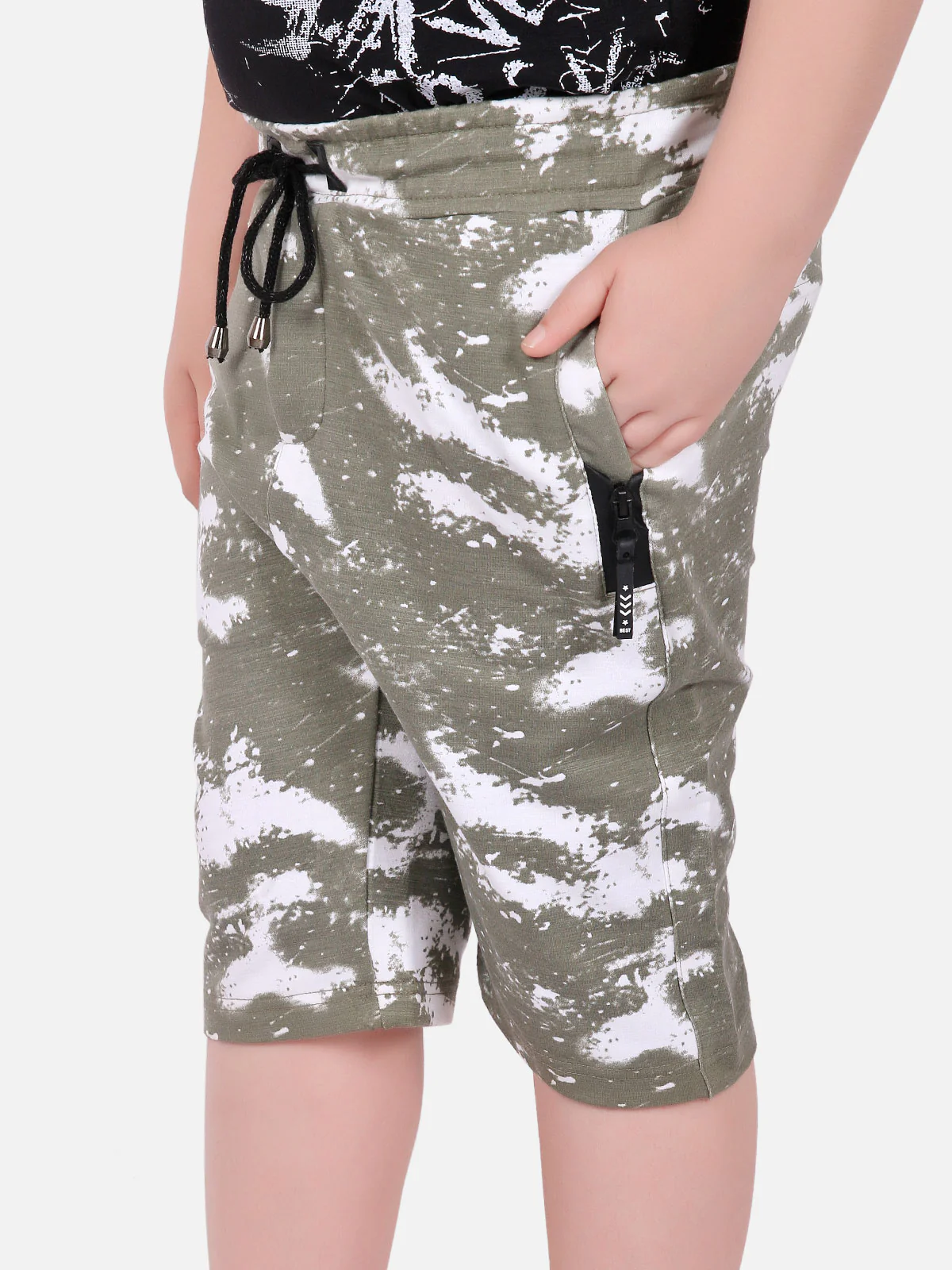 Boy's Green Shorts - EBBSK19-006 - Image 2