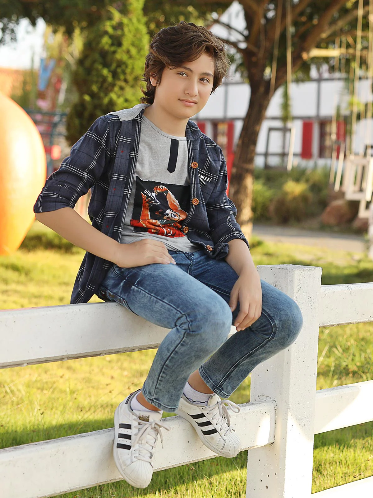 Boy's Blue Hoodie - EBTH18-14356 - Image 2