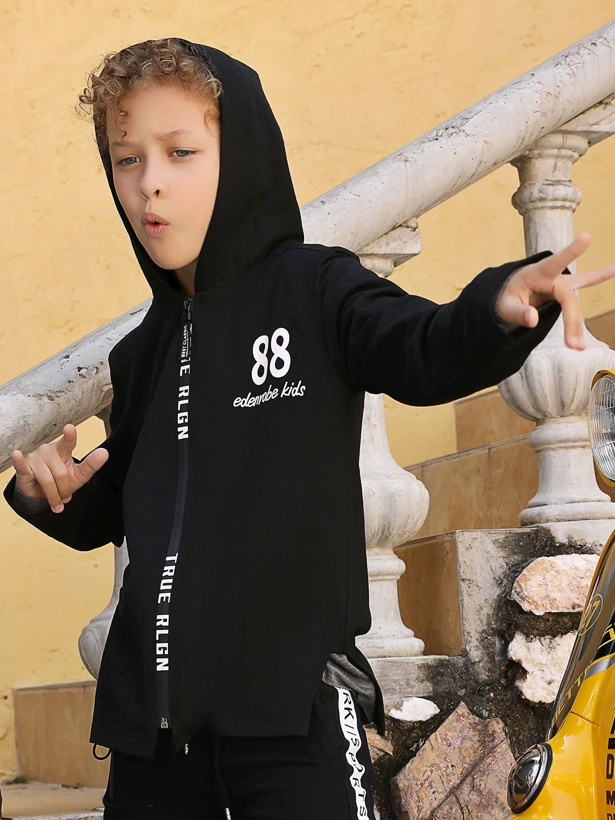 Boy's Black Hoodie - EBTH18-2438 - Image 2