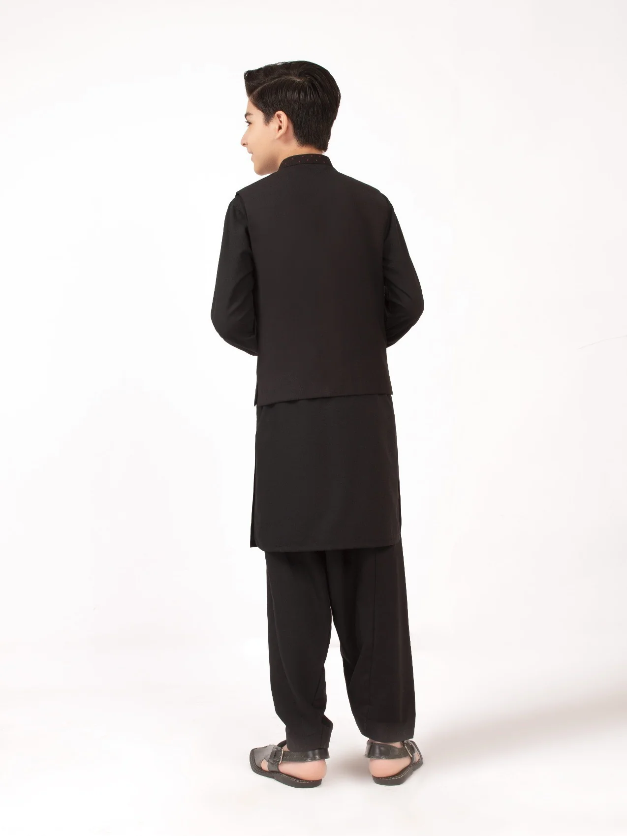 Boy's Black Waist Coat Suit - EBTWCS21-25131 - Image 4