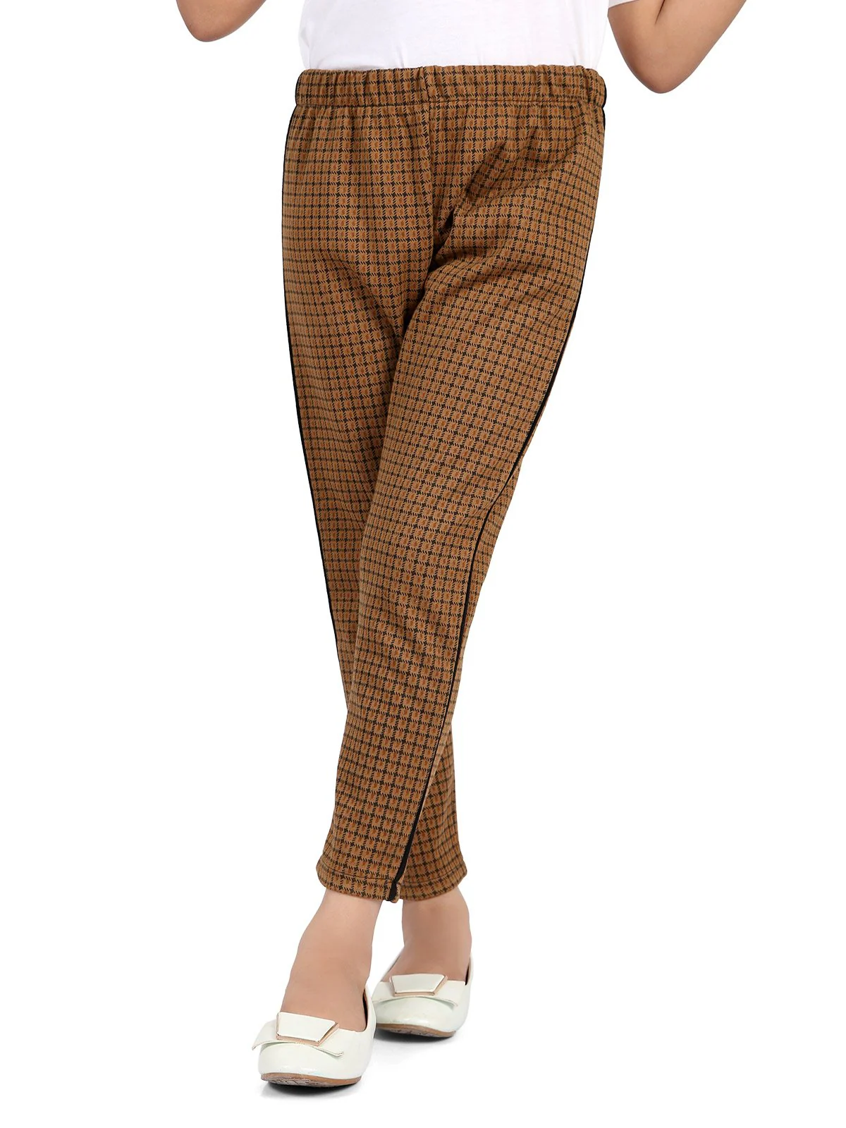 Girl's Brown Bottom Knitted - EGBTK19-016 - Image 4