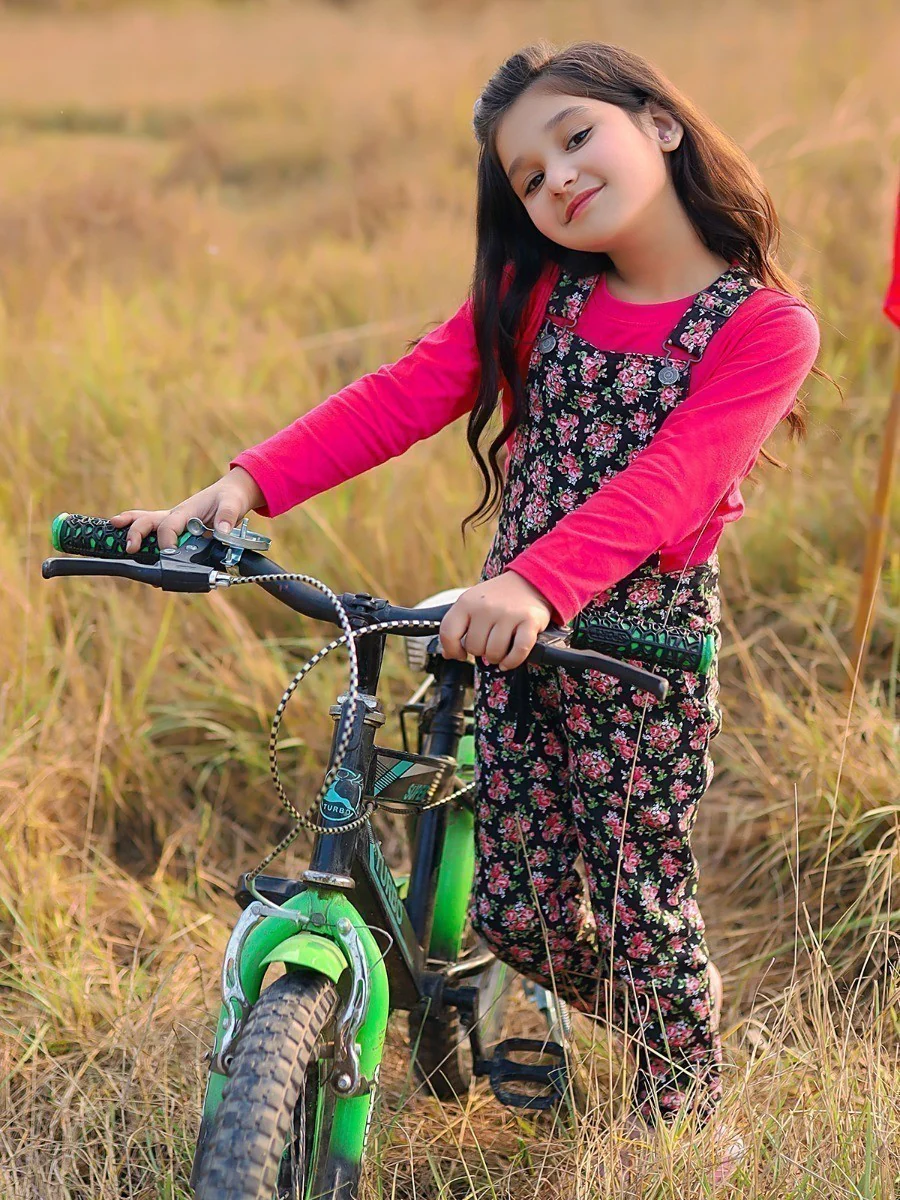 Girl's Black Dungaree - EGTDK20-002 - Image 5