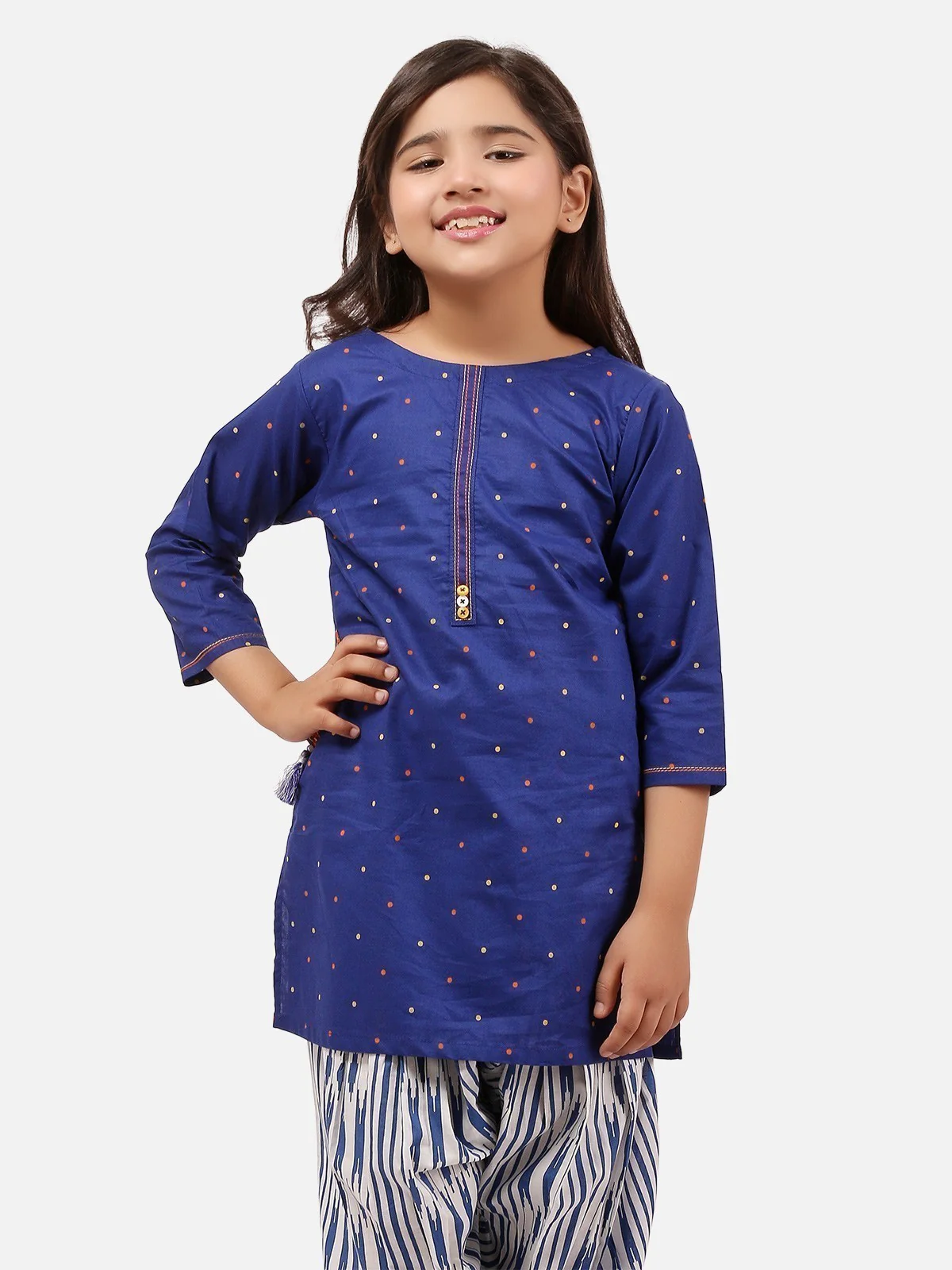 EGTKE20-70192-Girls Embroidered Kurti 2Pc - Navy Blue - Image 4