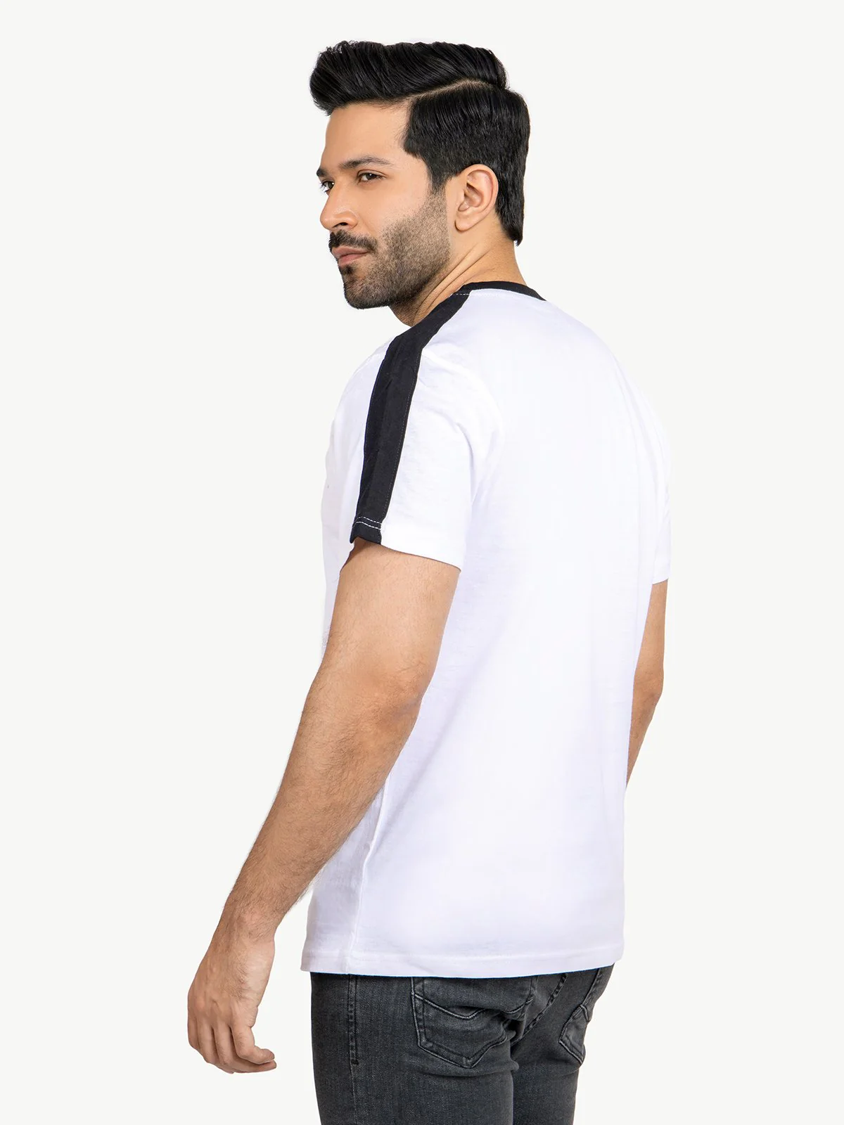 Men's White & Black Graphic Tee - EMTGT21-008 - Image 5