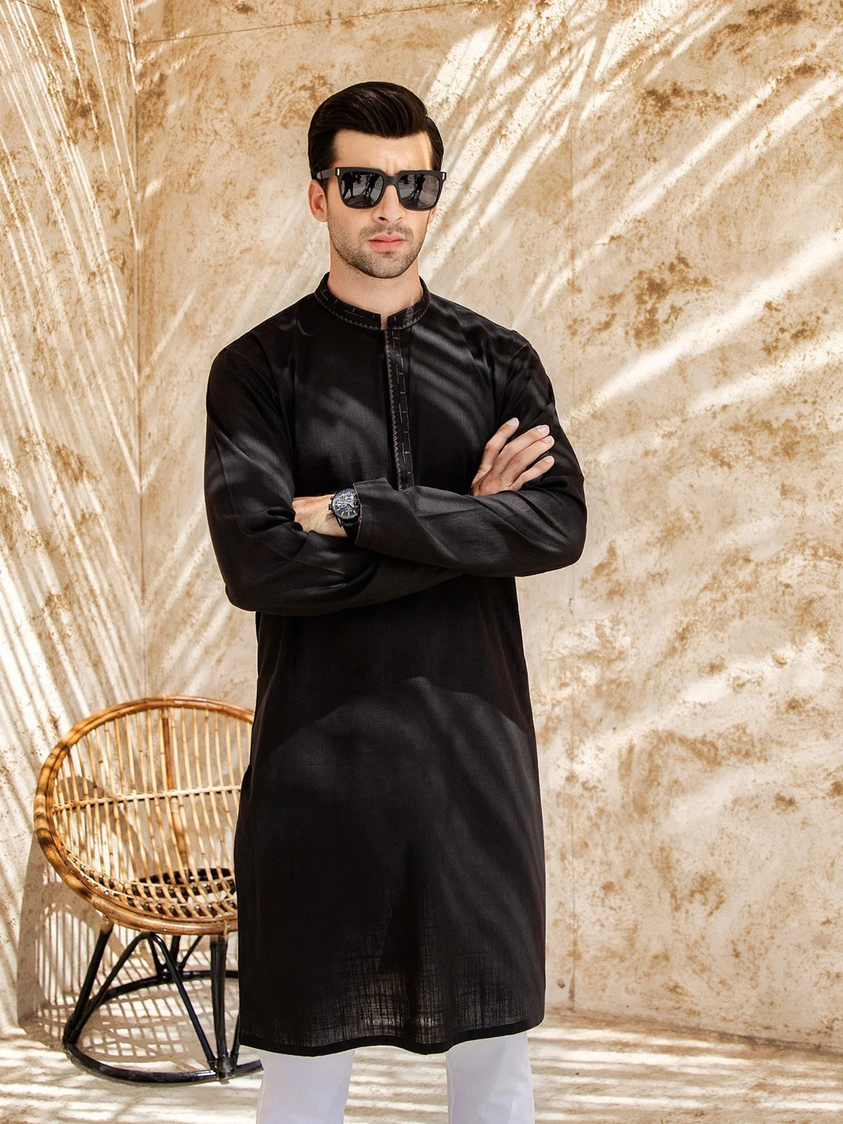 Men's Black Kurta - EMTK21S-99055 - Image 2