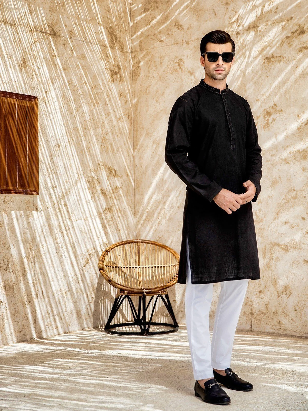 Men's Black Kurta - EMTK21S-99055 - Image 3