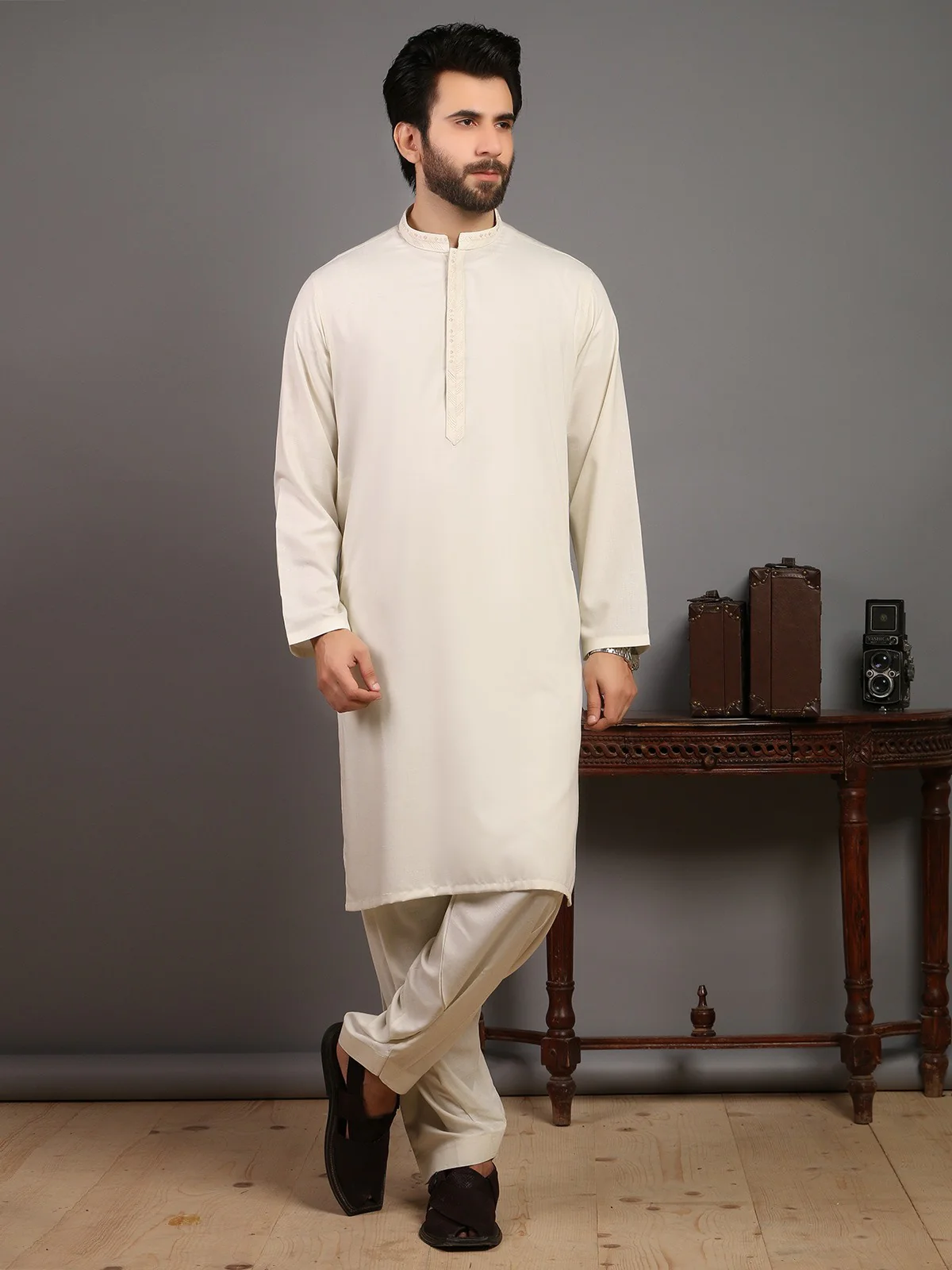 Men's Pearl White Shalwar Kameez - EMTKS19S-40769 - Image 2