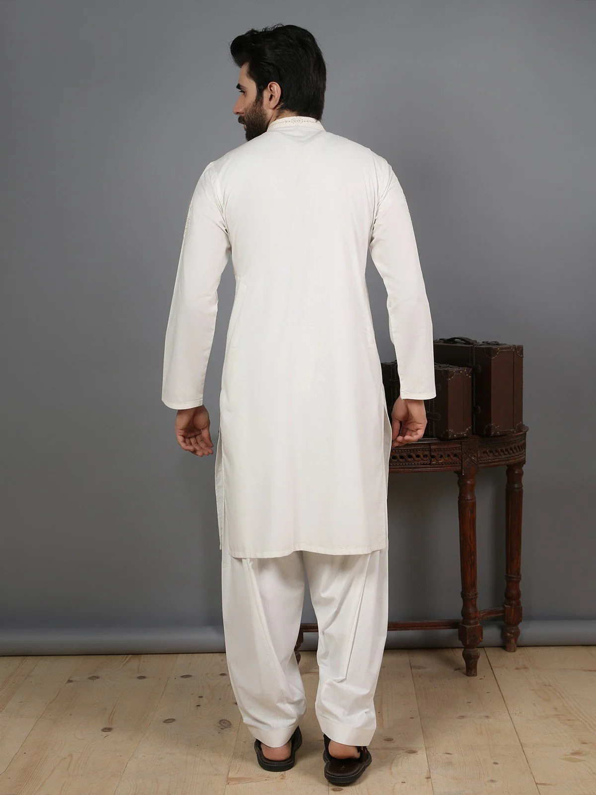 Men's Off White Shalwar Kameez Ceremonial - EMTSC19-040 - Image 3