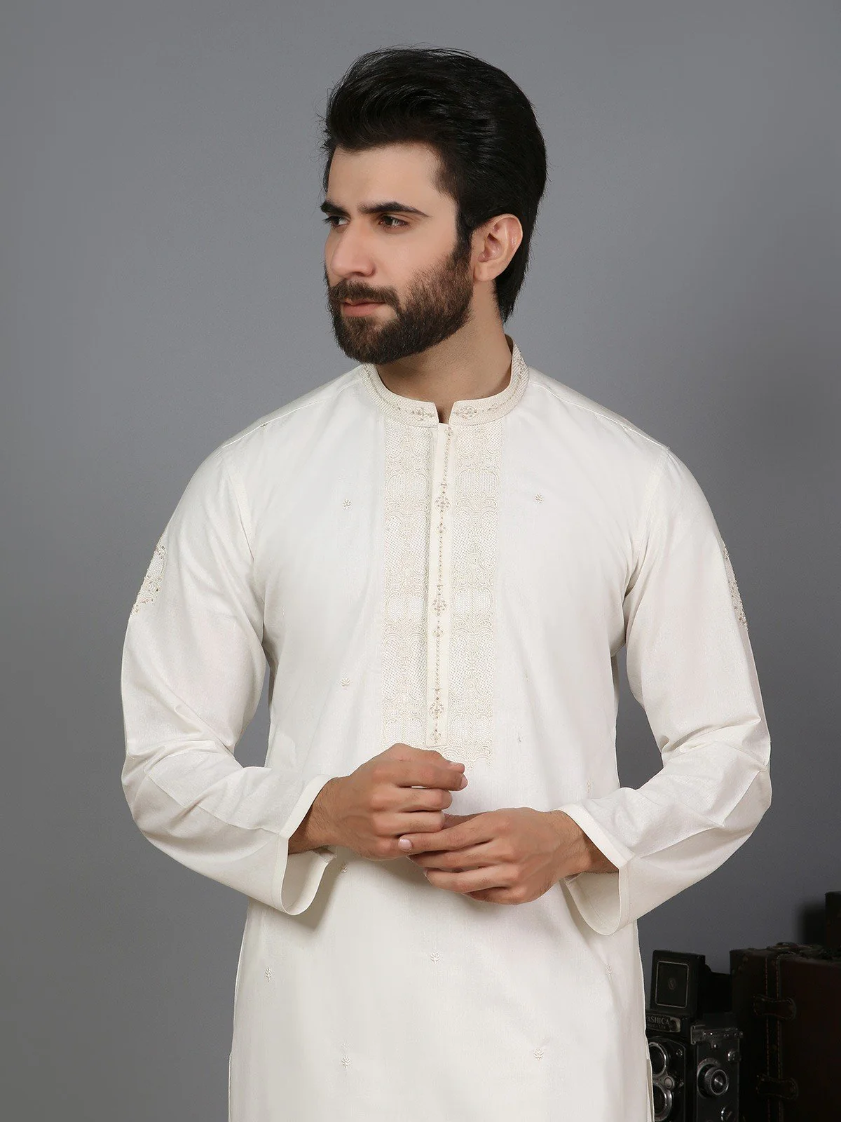 Men's Off White Shalwar Kameez Ceremonial - EMTSC19-040 - Image 5