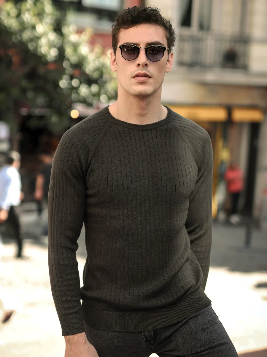 Men's Moss Green Sweater - EMTSWT20-005 - Image 2