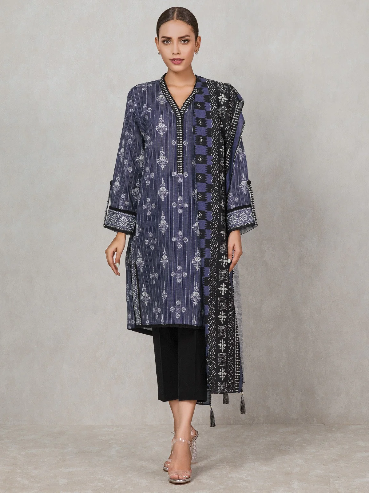 Unstitched Printed Khaddar Suit - EWU20A10-20292
