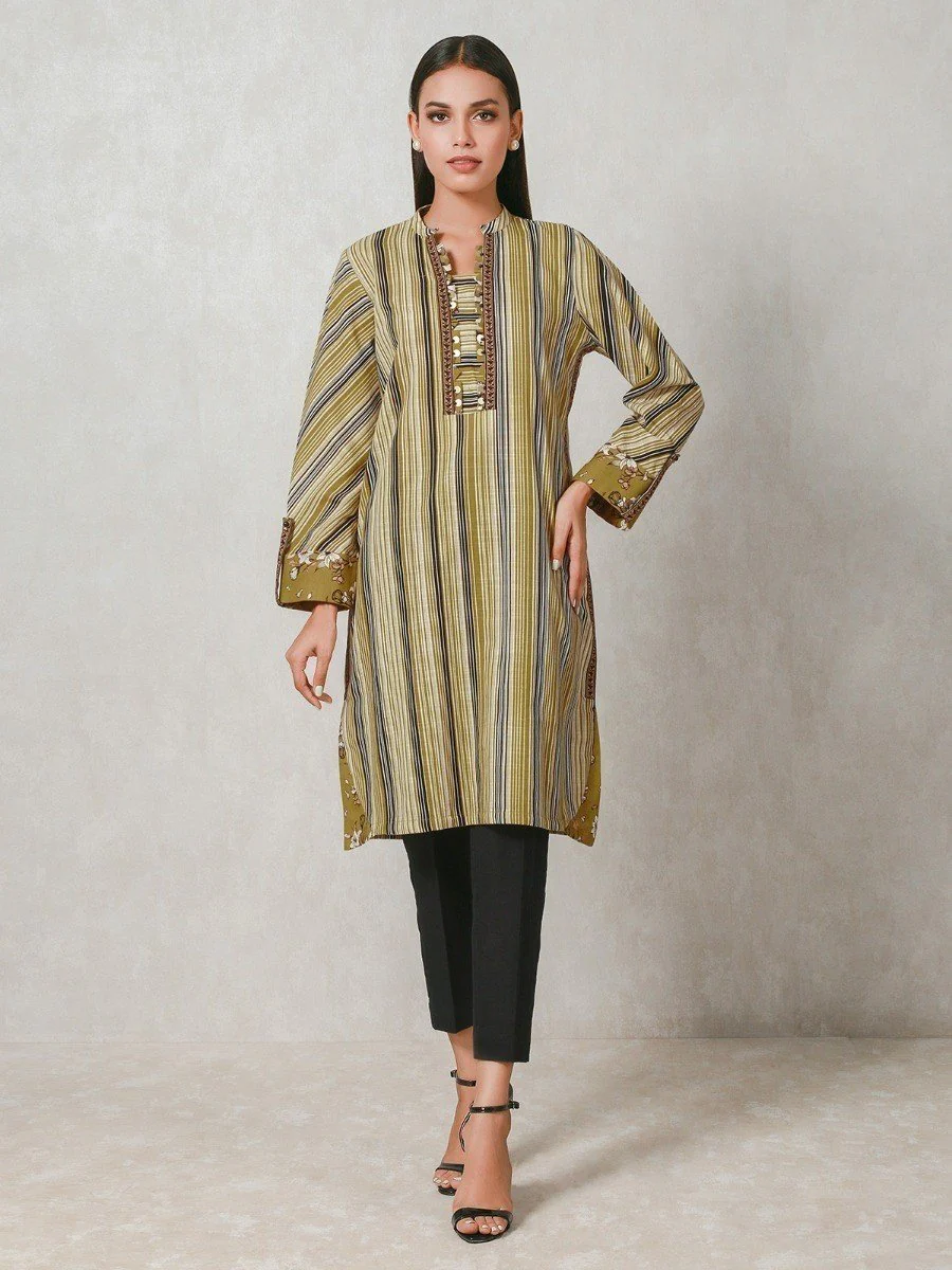 Unstitched Printed Khaddar Shirt - EWU20A10-20359