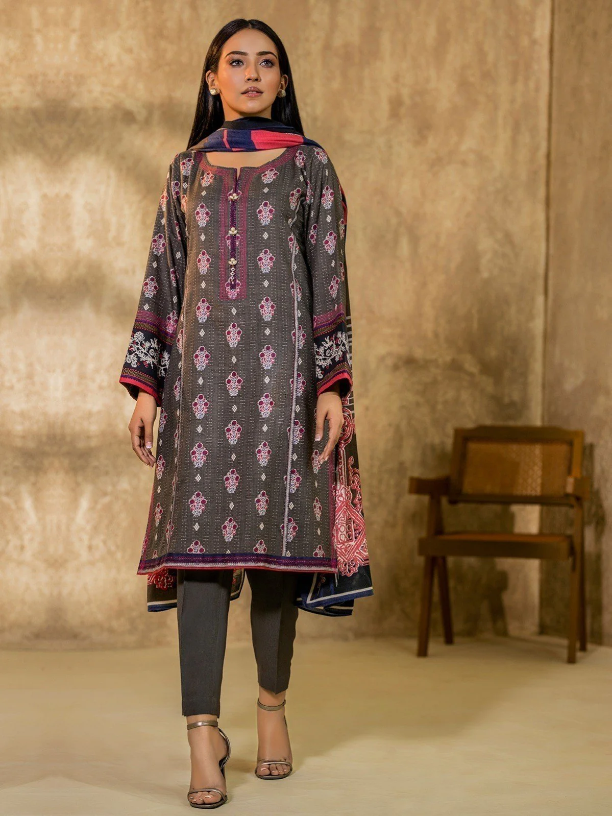 Unstitched Printed Viscose Suit - EWU20A14-20377