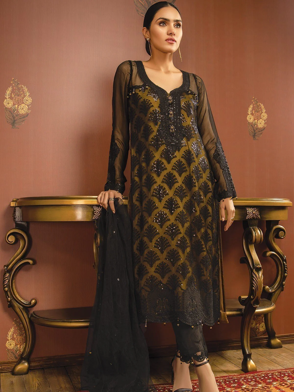 Unstitched Embroidered Viscose Suit - EWU20C2-20048