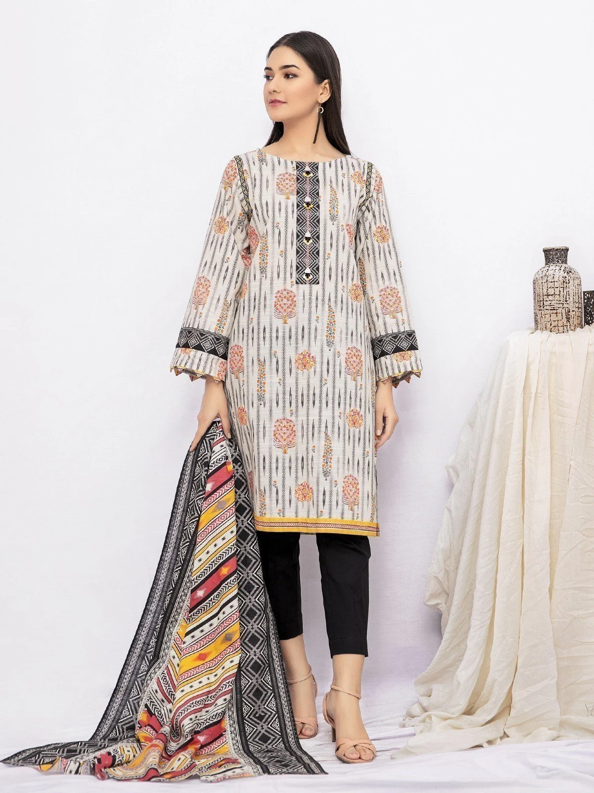 Unstitched Printed Khaddar Shirt Dupatta - EWU21A9-21520