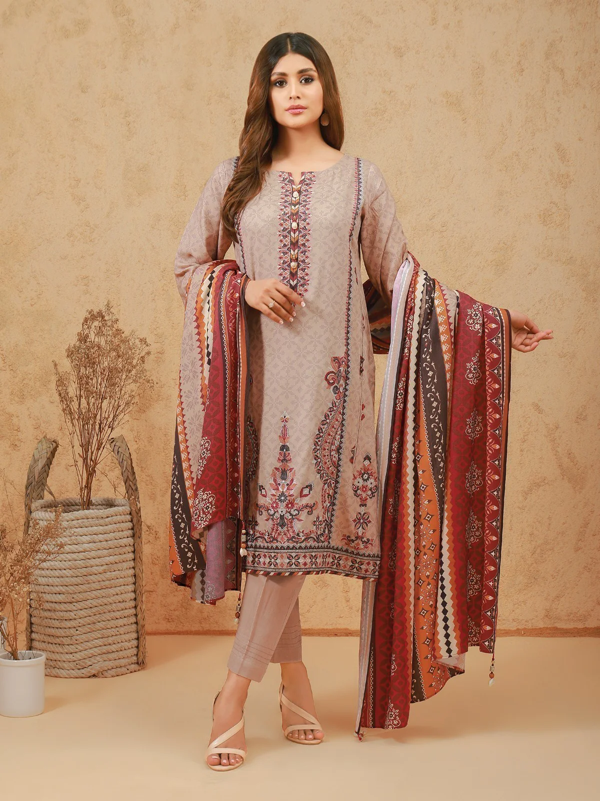 Unstitched Embroidered Crepe Suit - EWU21V11-21647