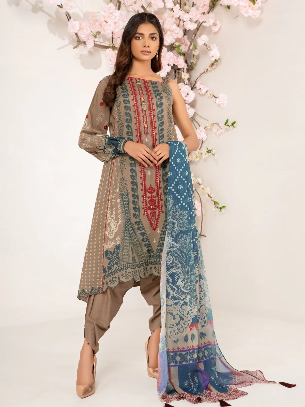 Unstitched Embroidered Lawn Suit - EWU21V2-20471