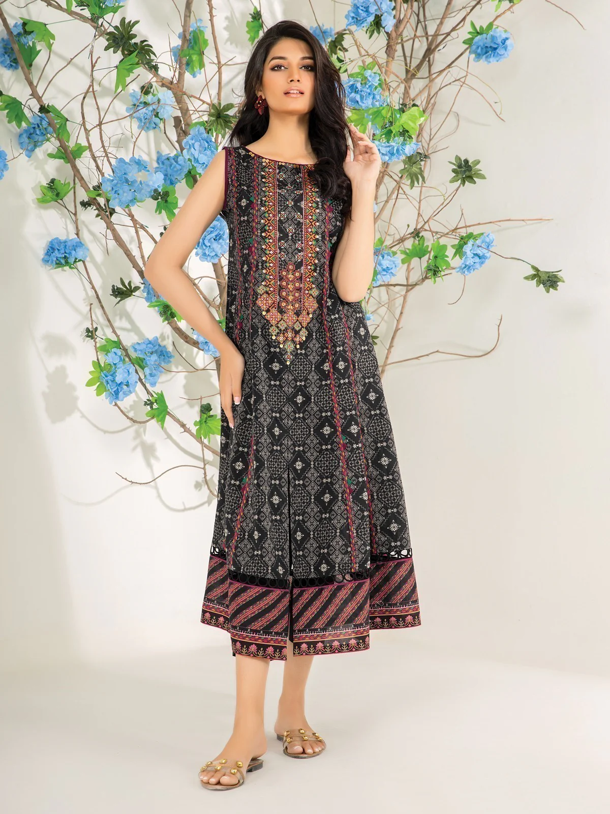 Unstitched Embroidered Lawn Shirt - EWU21V2-20519