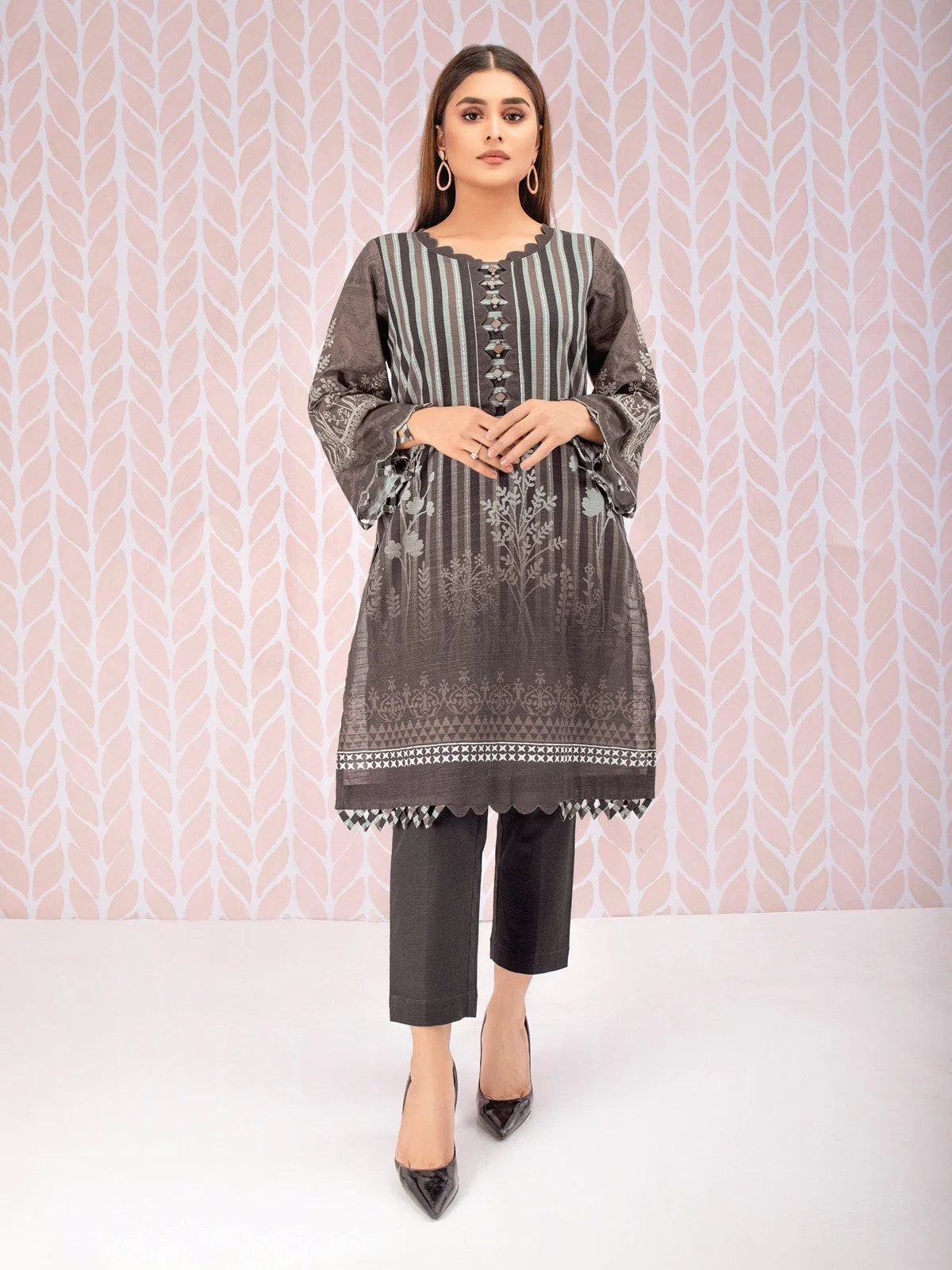 Unstitched Embroidered Cotton Shirt - EWU21V8-21729