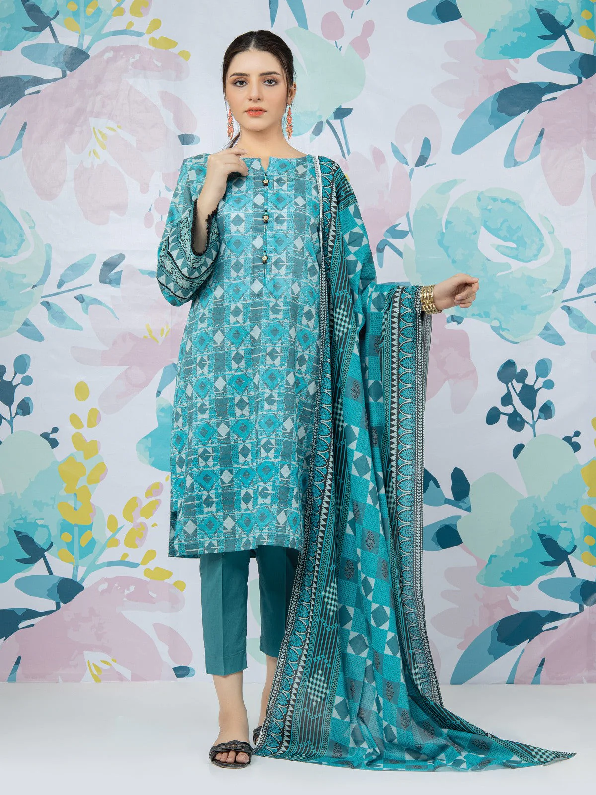Unstitched Printed Lawn Shirt - EWU22A1-23413S