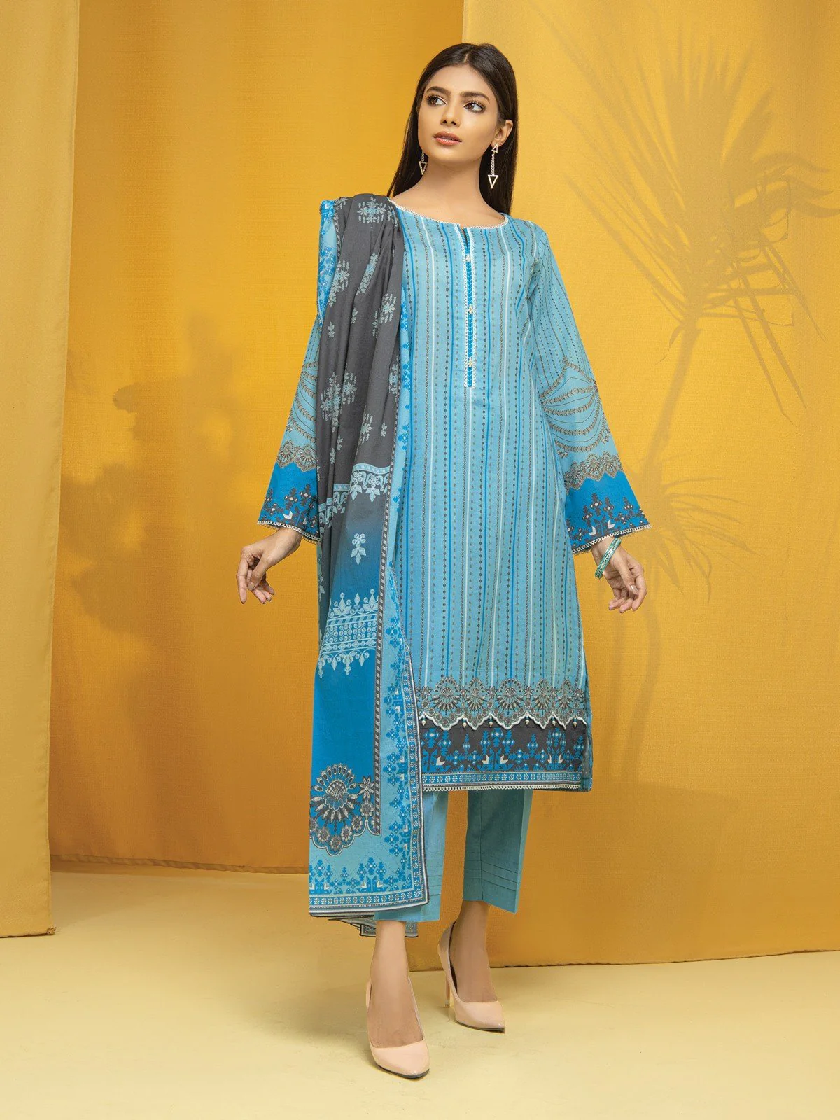 Unstitched Printed Lawn Suit - EWU22A1-23471