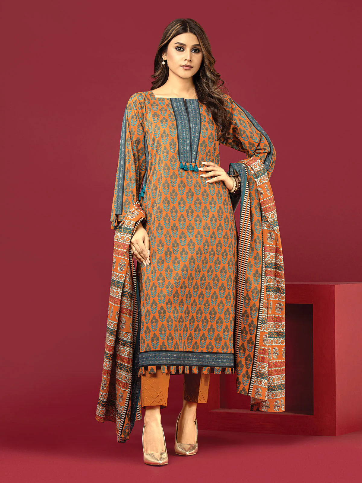 Unstitched Printed Khaddar Suit - EWU22A3-24417XXL