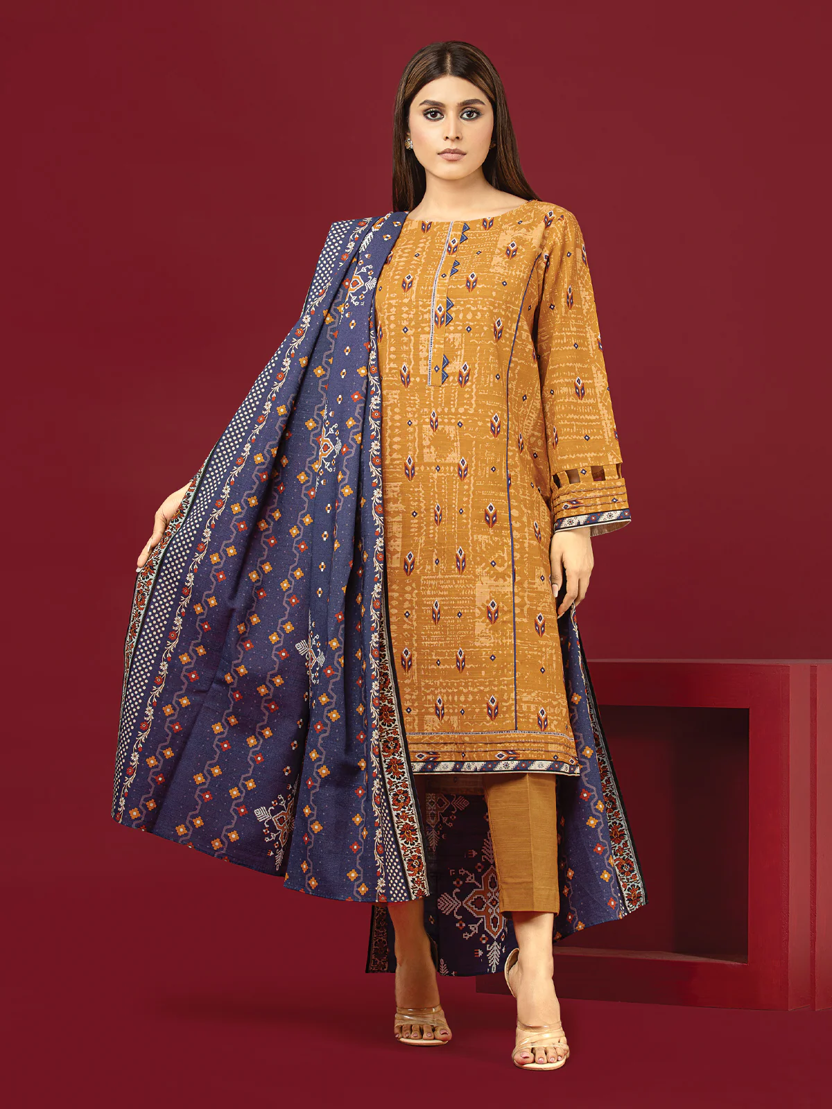Unstitched Printed Khaddar Suit - EWU22A3-24479