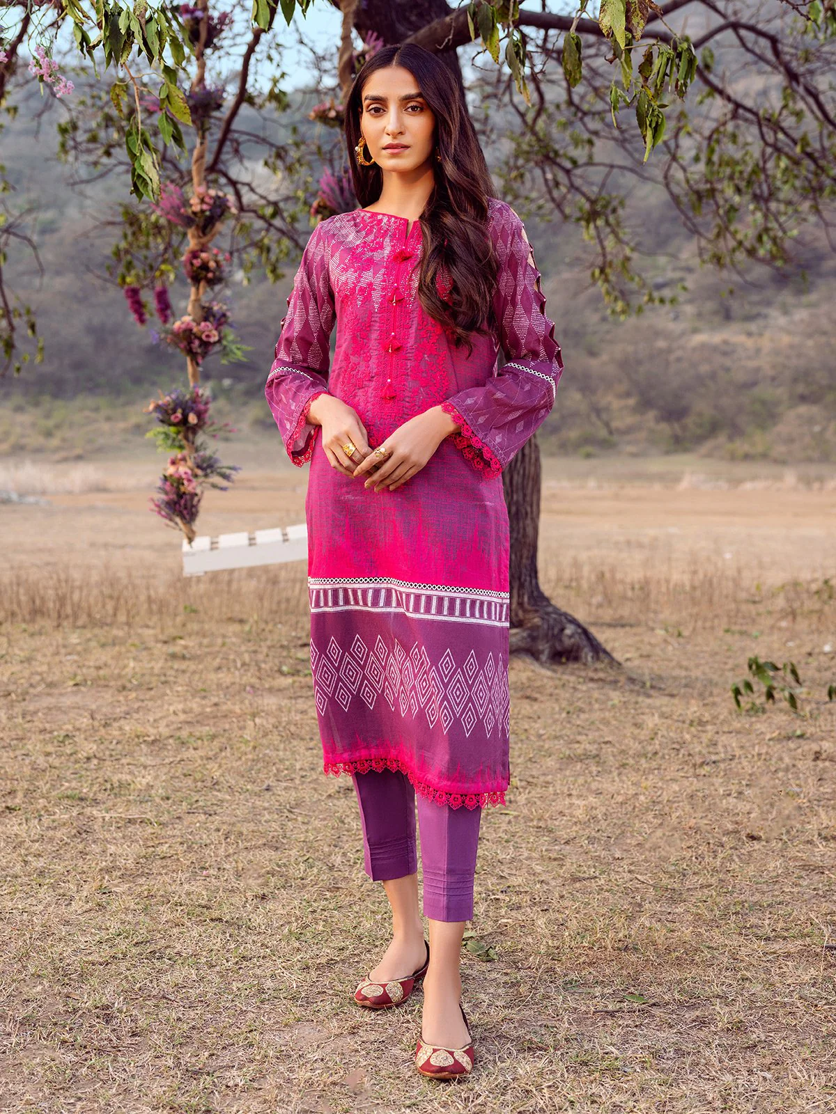 Unstitched Embroidered Lawn Shirt - EWU22V1-23542