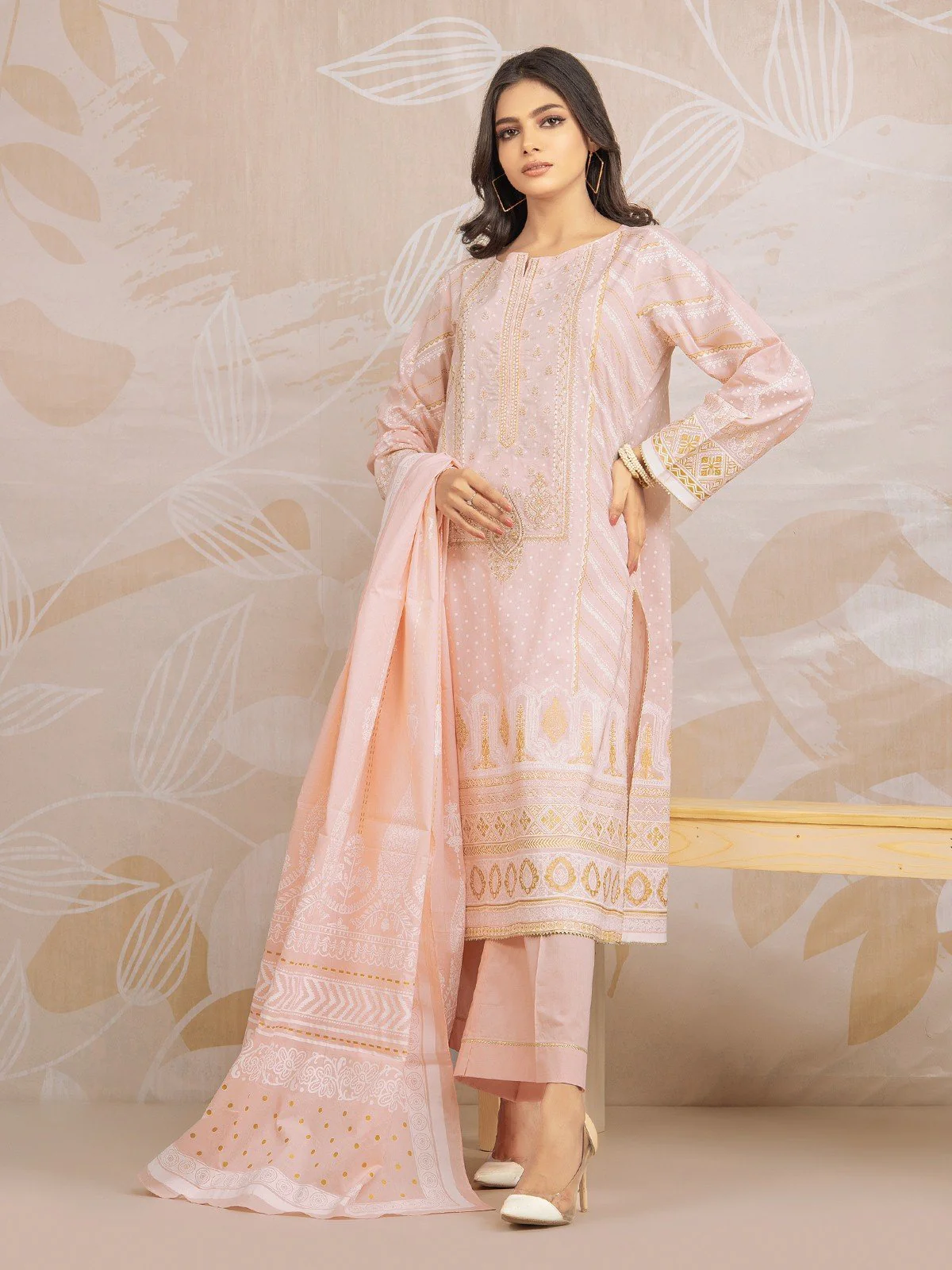 Unstitched Embroidered Lawn Suit - EWU22V1-23588