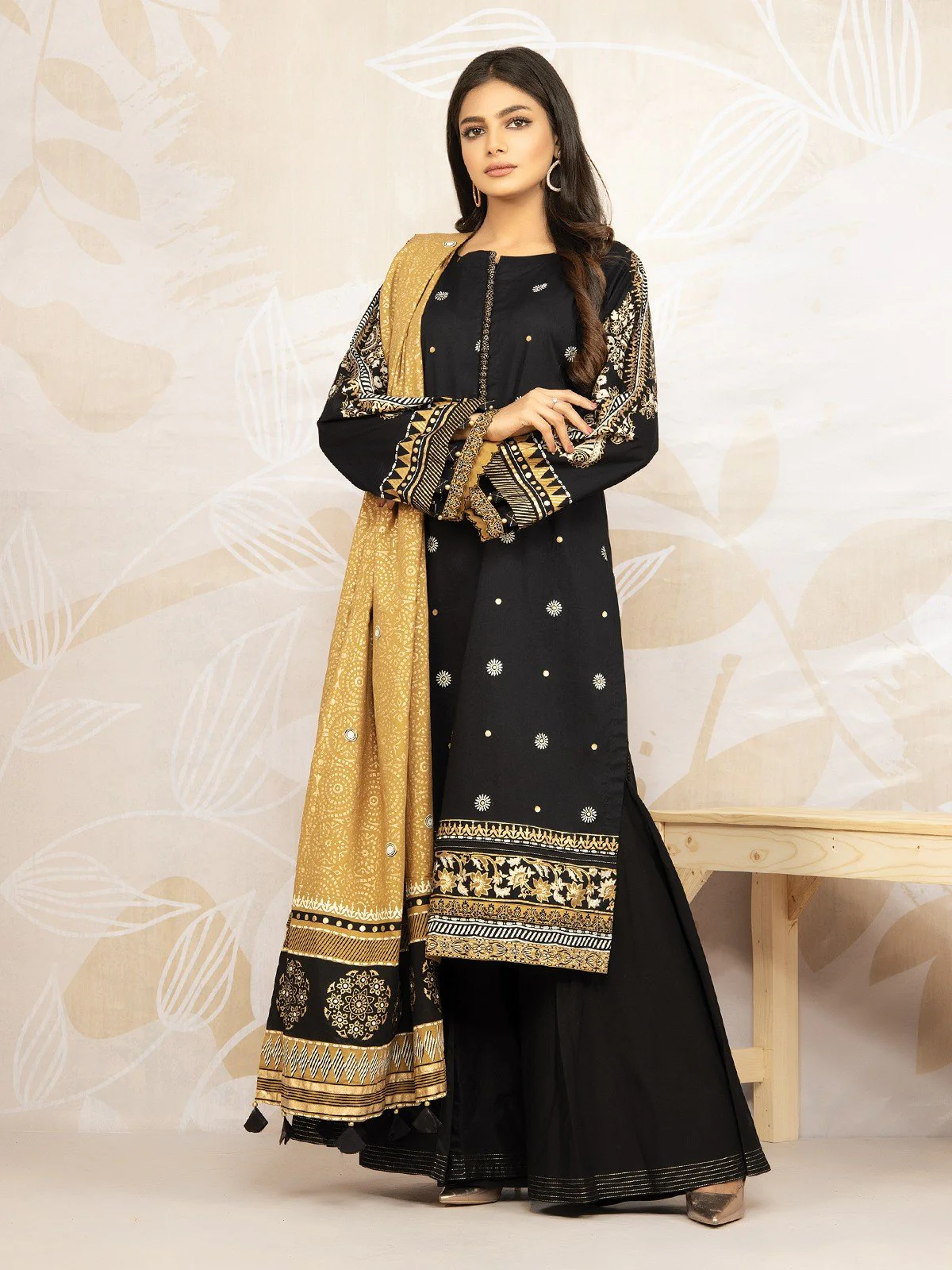Unstitched Embroidered Lawn Shirt Trouser - EWU22V1-23688ST