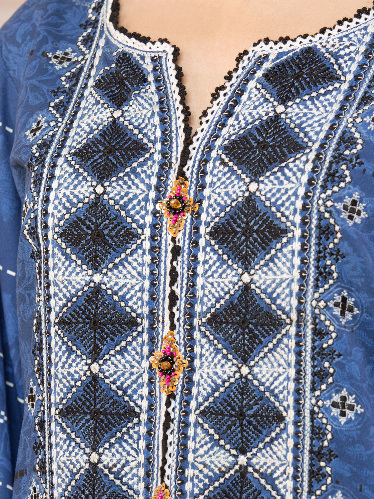 Unstitched Embroidered Crepe Viscose Suit - EWU22V10-25015 - Image 3