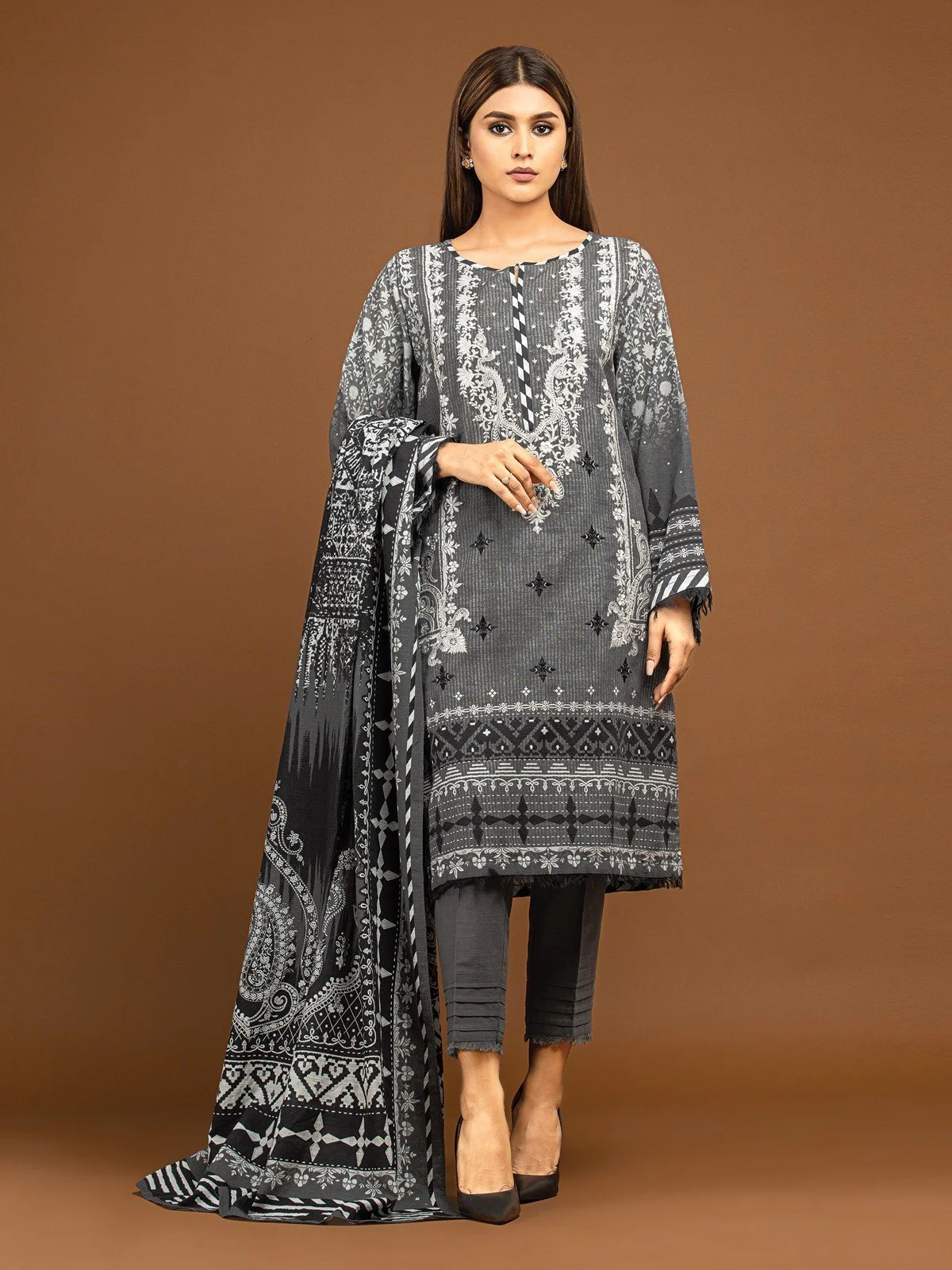 Unstitched Embroidered Khaddar Suit - EWU22V11-25021