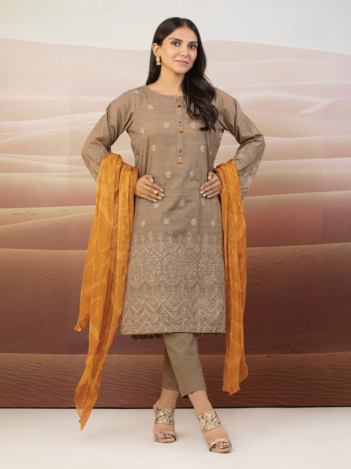 Unstitched Embroidered Khaddar Suit - EWU22V12-25008 - Image 5