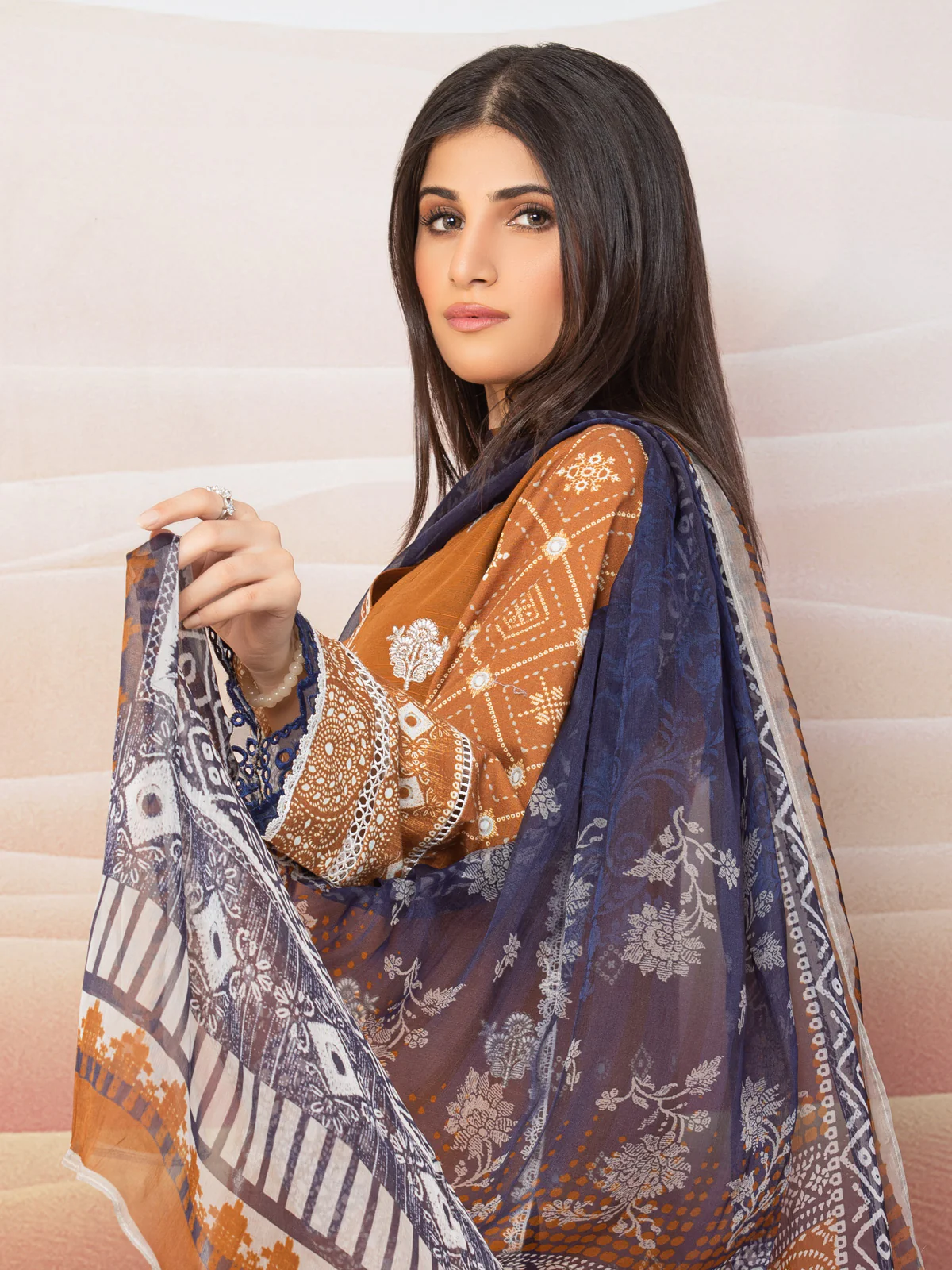 Unstitched Embroidered Khaddar Suit - EWU22V12-25011 - Image 3