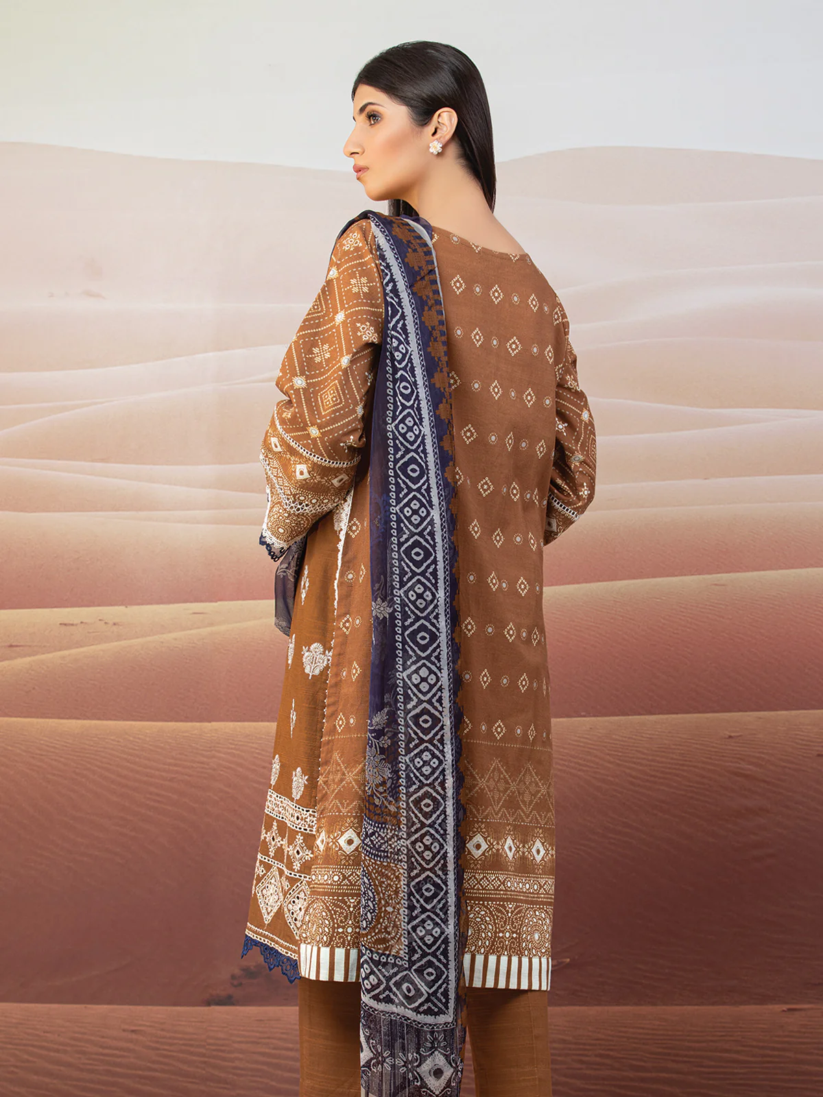 Unstitched Embroidered Khaddar Suit - EWU22V12-25011 - Image 7