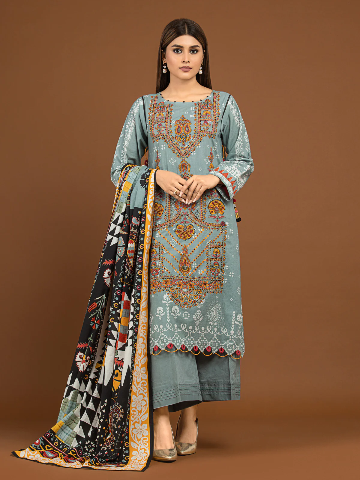 Unstitched Embroidered Viscose Suit - EWU22V13-24031 - Image 8