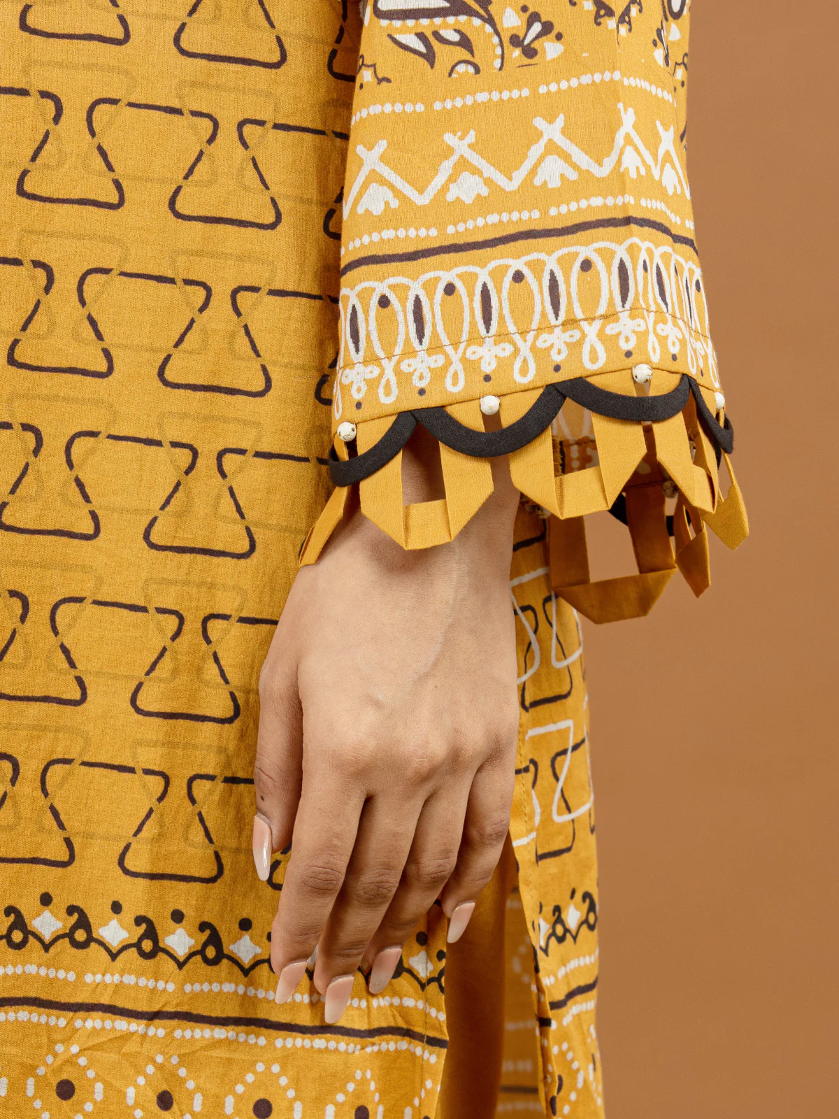 Unstitched Embroidered Viscose Suit - EWU22V13-24034 - Image 3